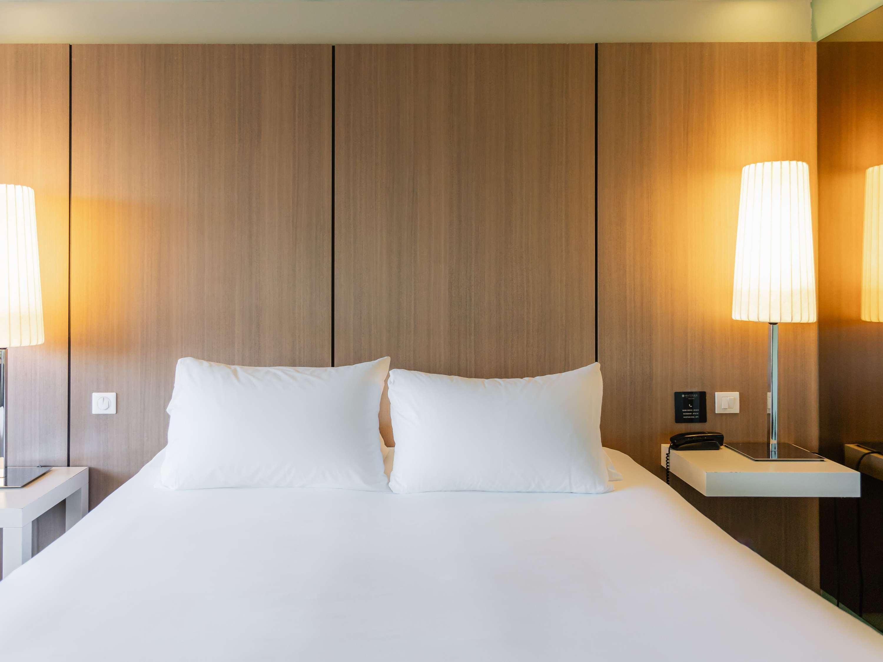 Double Deluxe King Bed