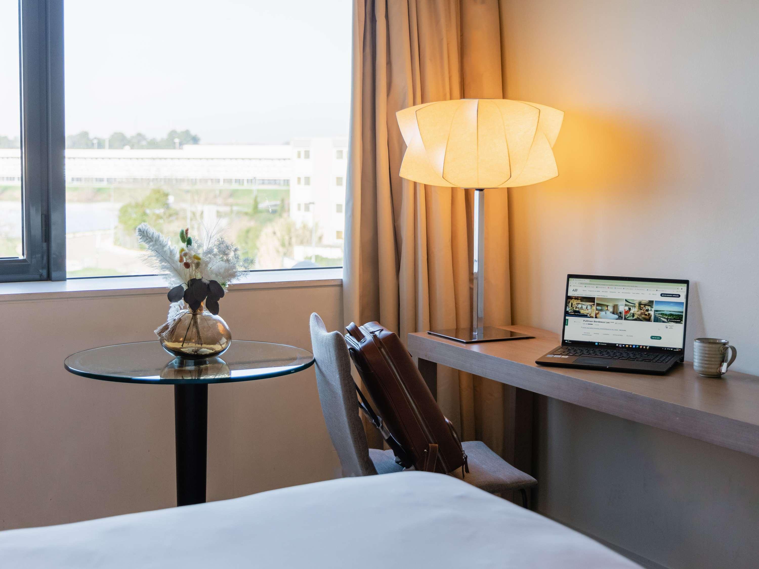 Double Deluxe King Bed