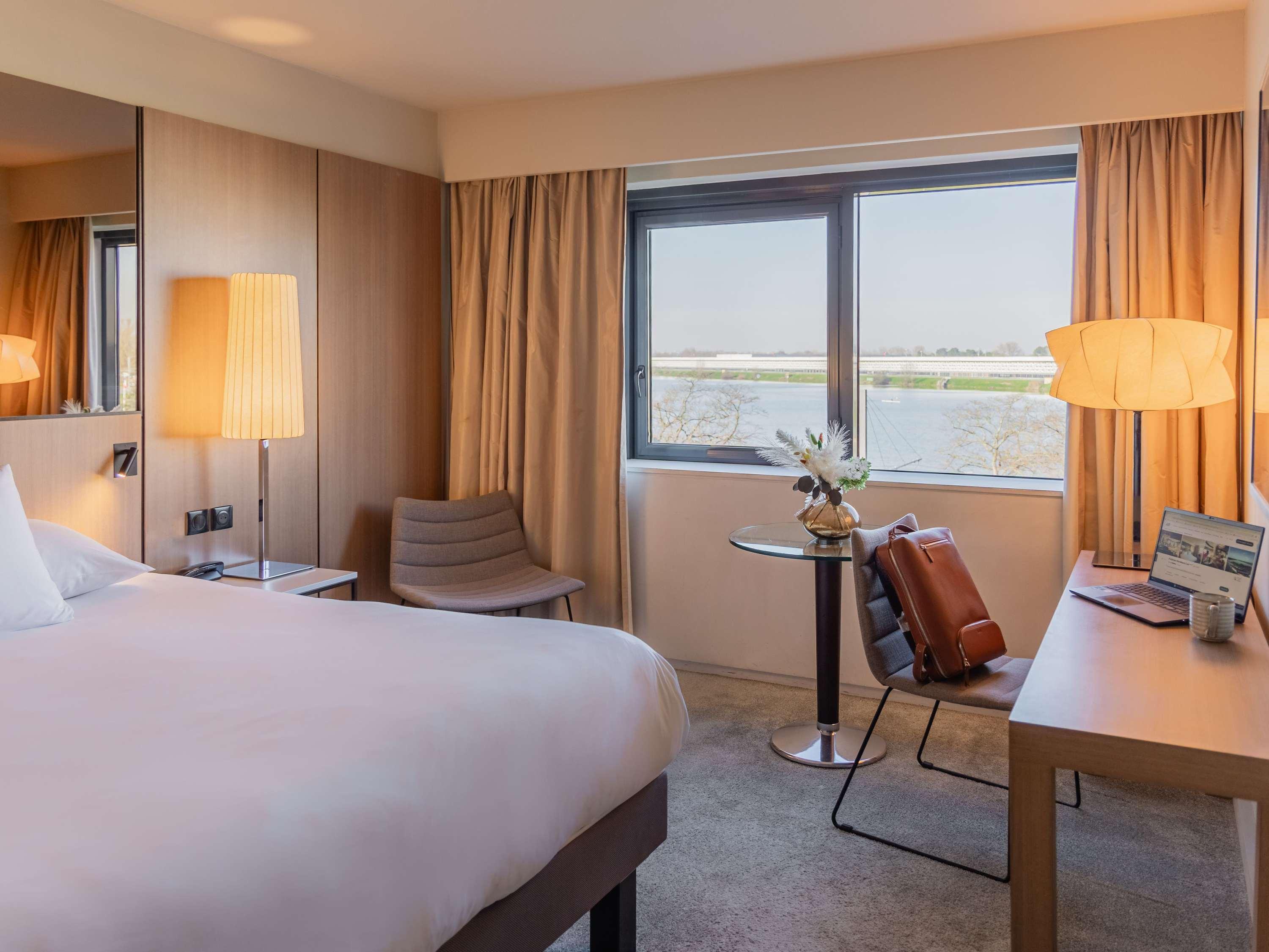 Suite Connecting Room