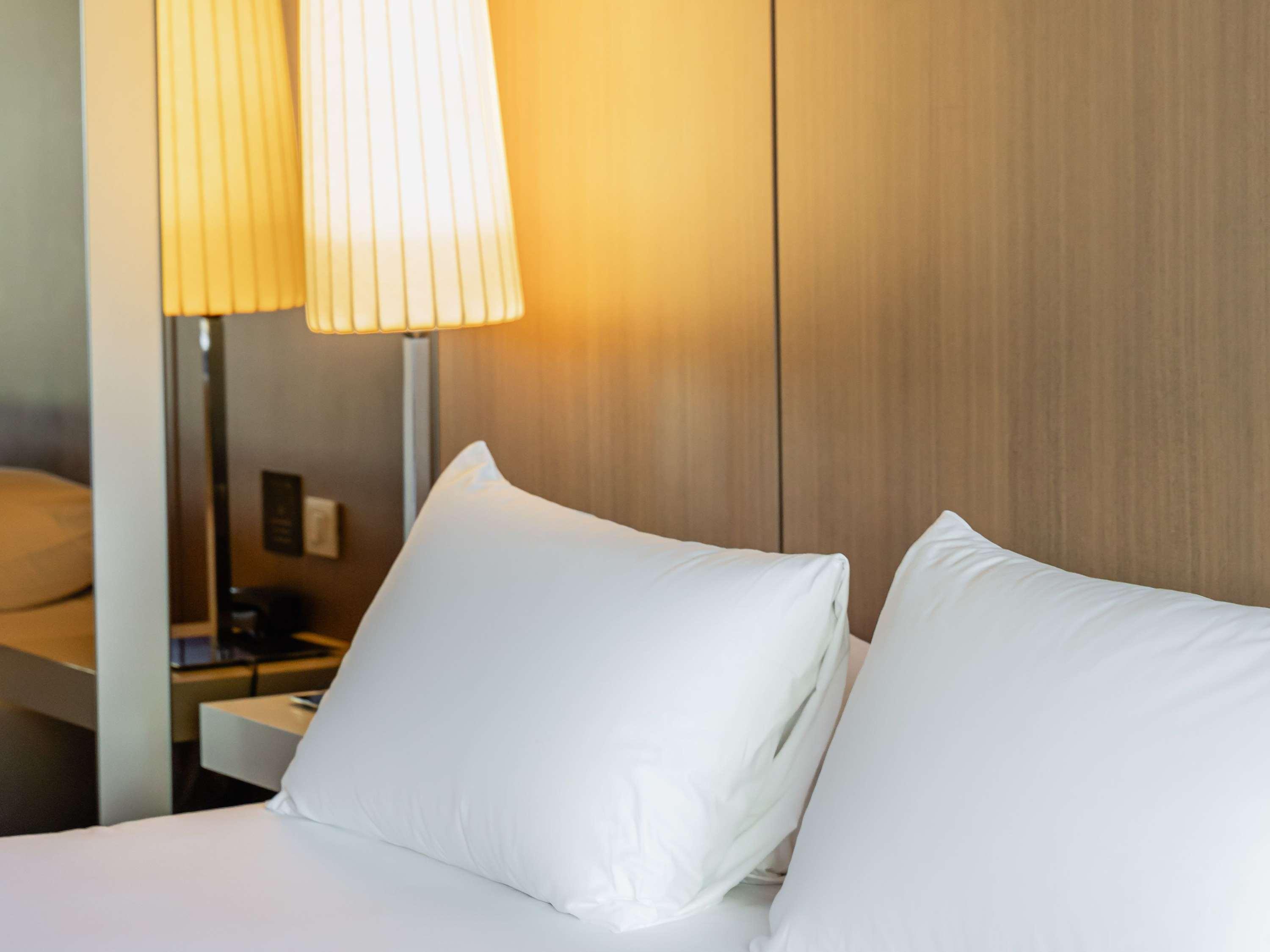 Double Deluxe King Bed