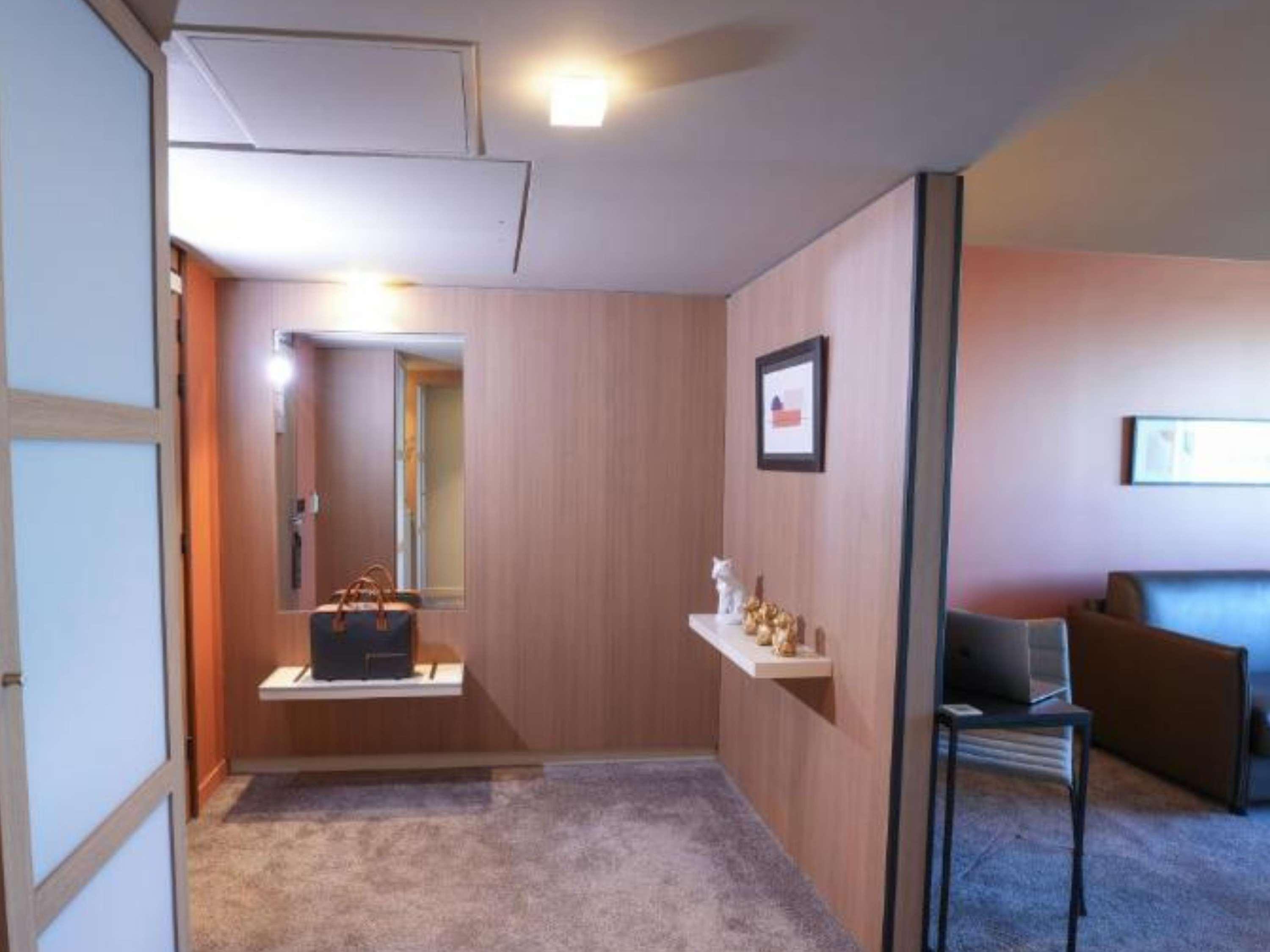 Junior Suite King Size Bed