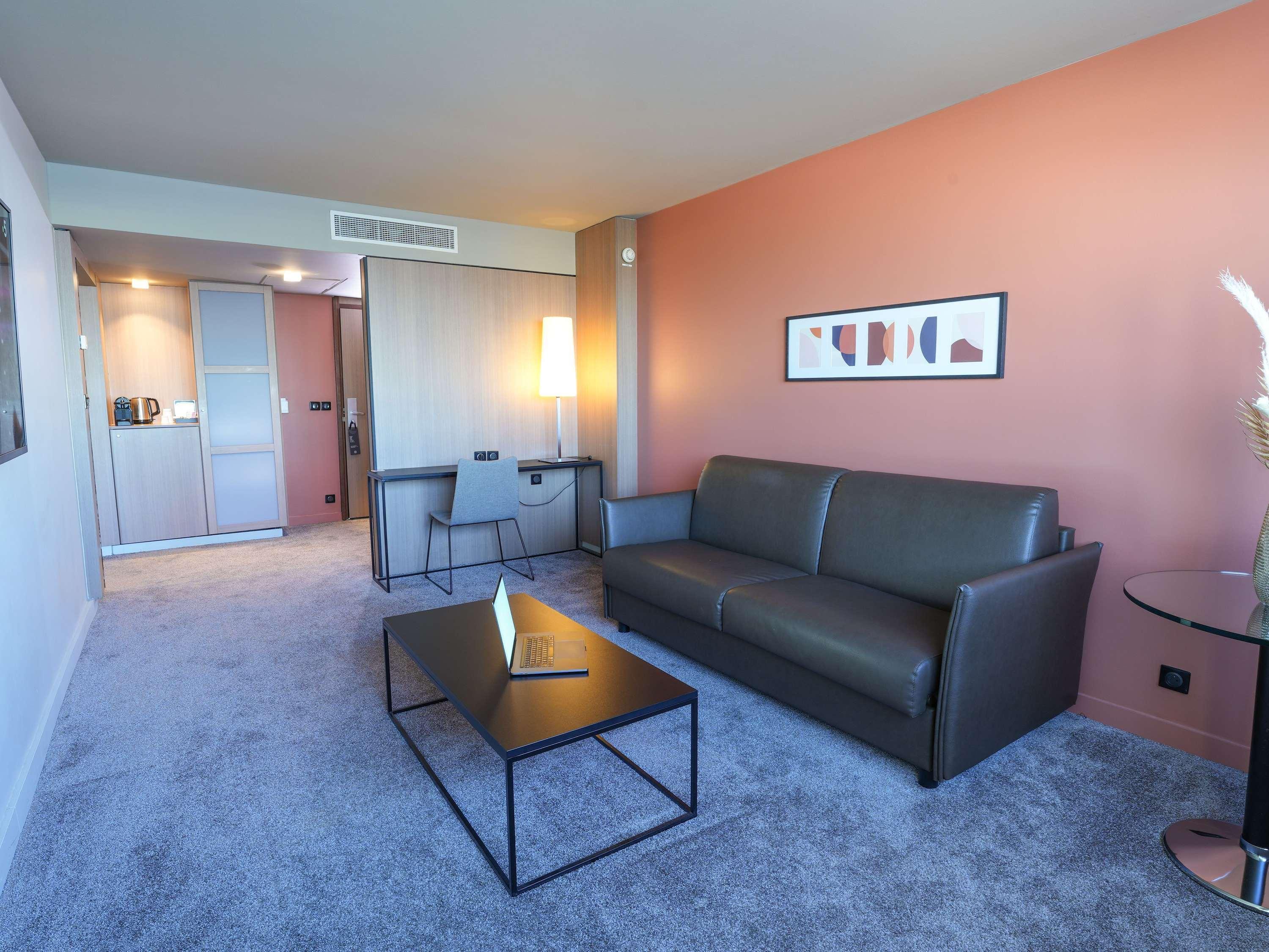 Junior Suite King Size Bed