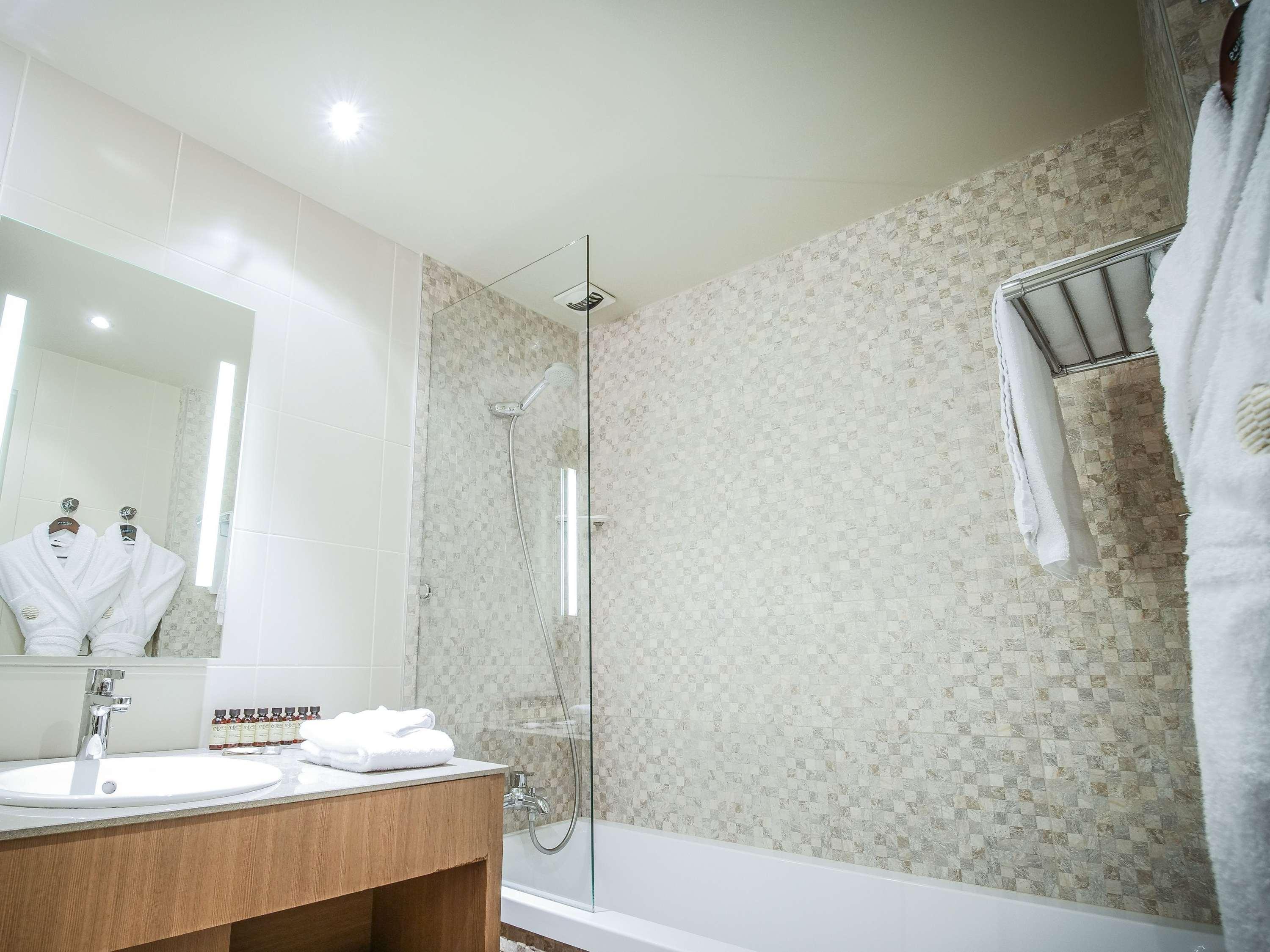 Double Deluxe Lake View