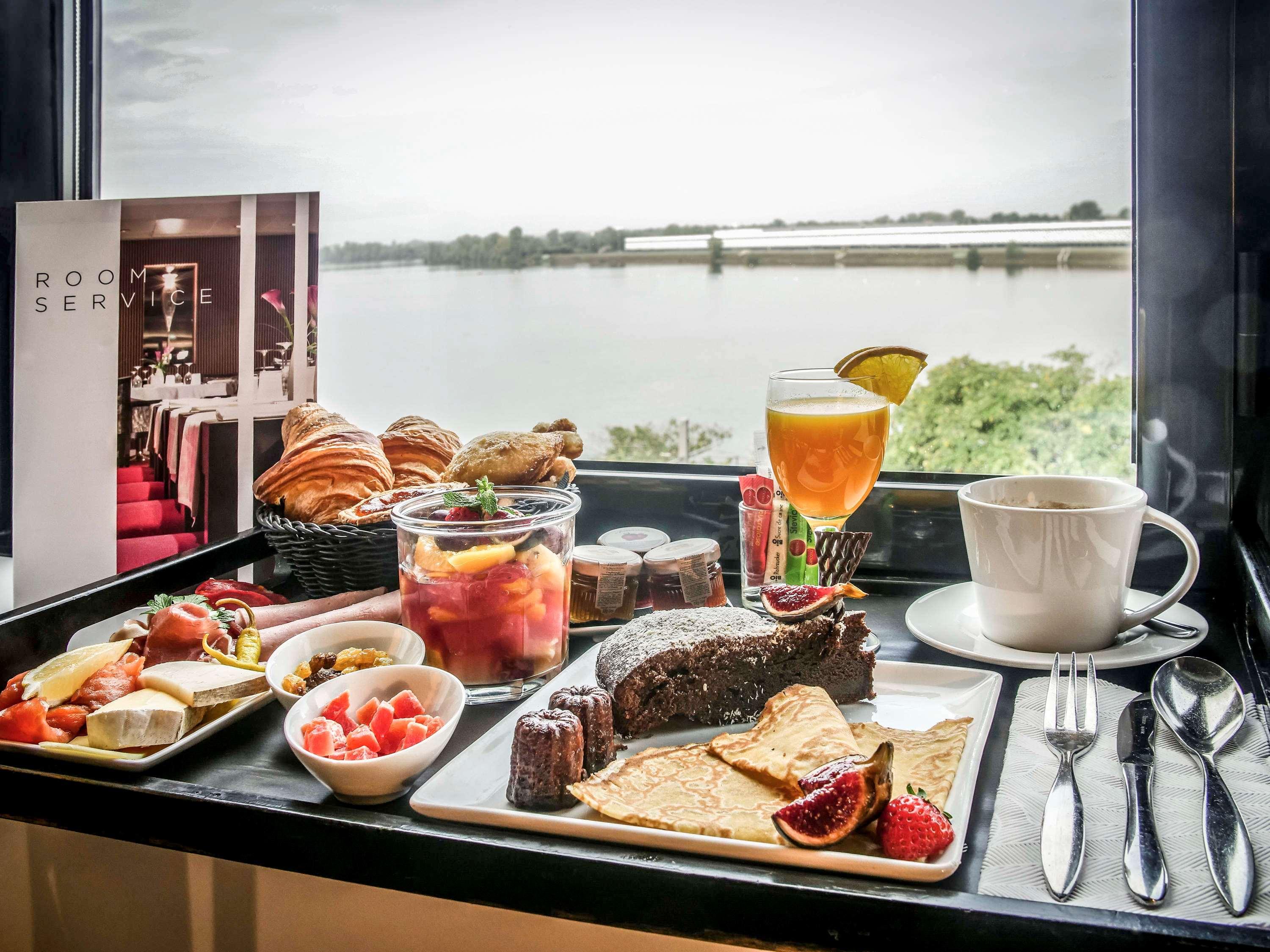 Double Deluxe Lake View