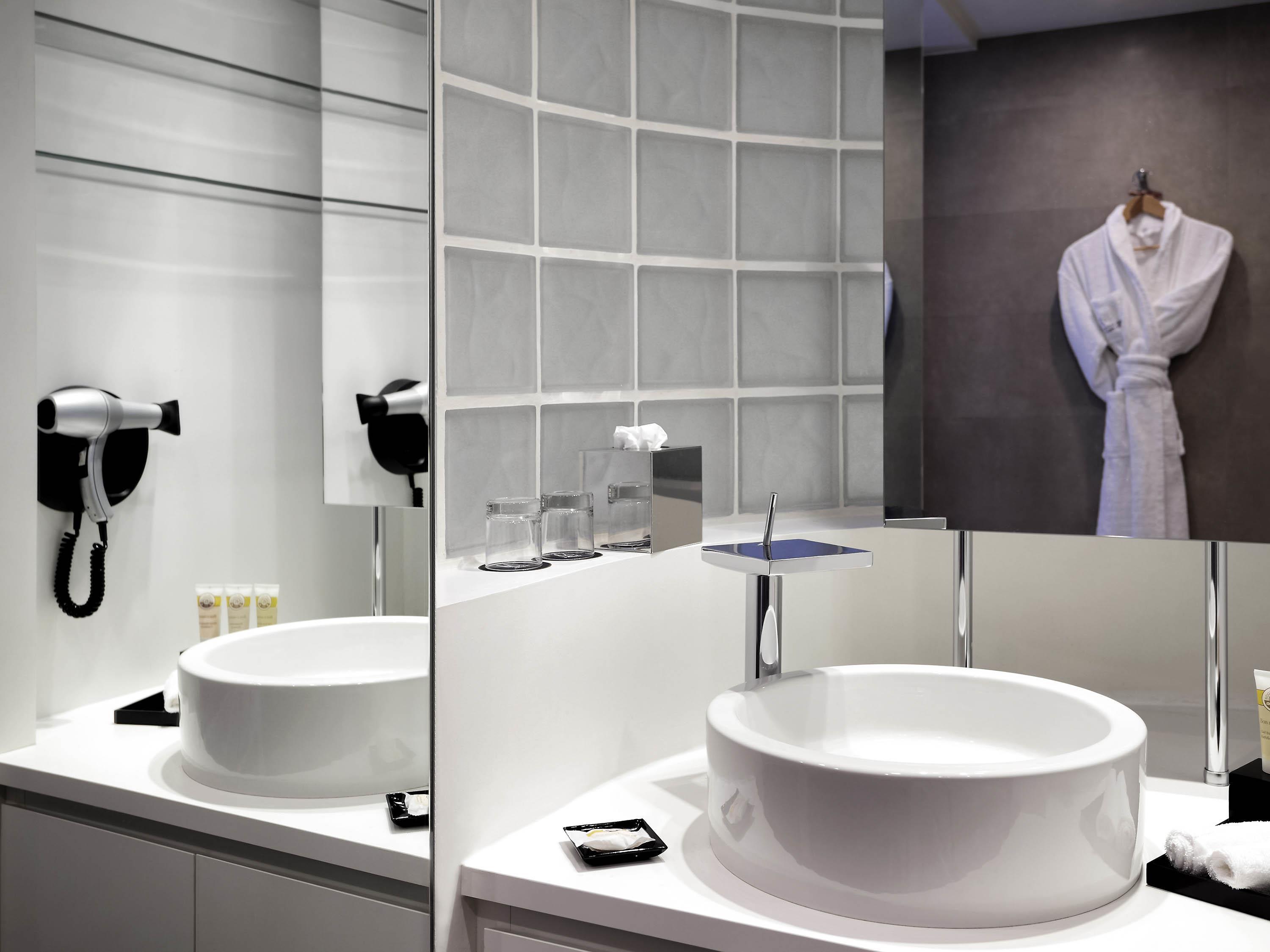 Junior Suite Pool View