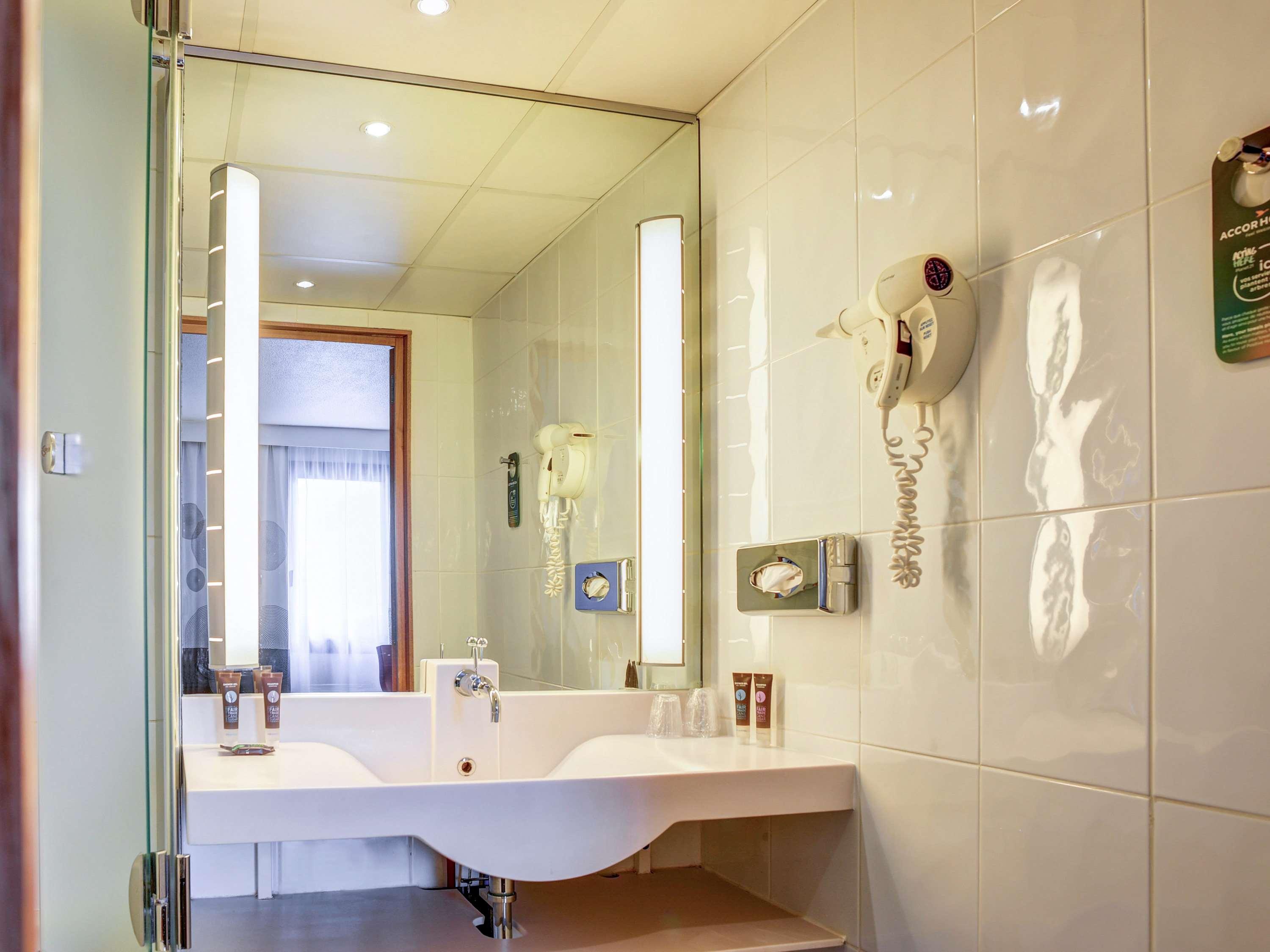 Double Superior Queen Bed