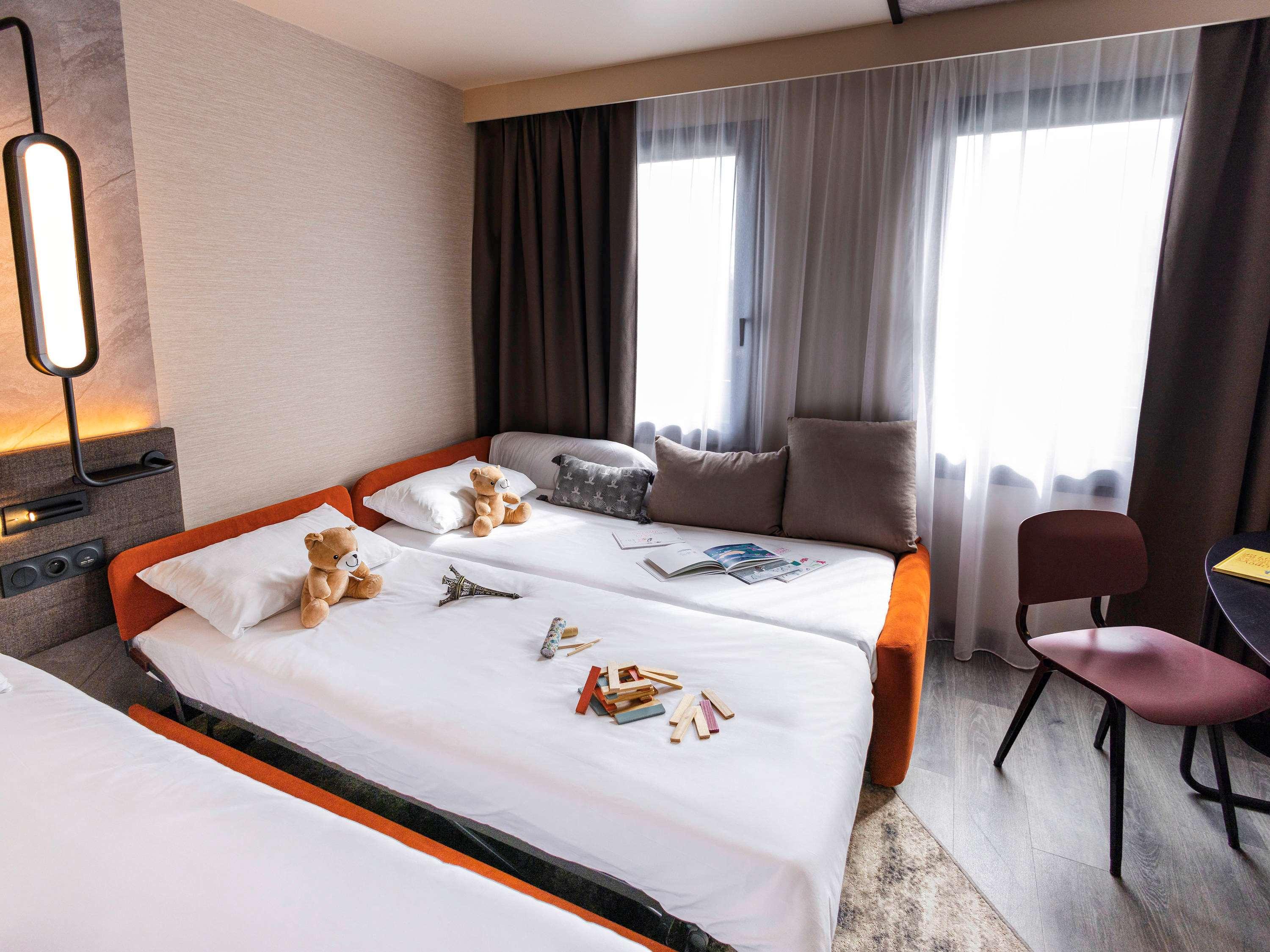 Family Room Superior