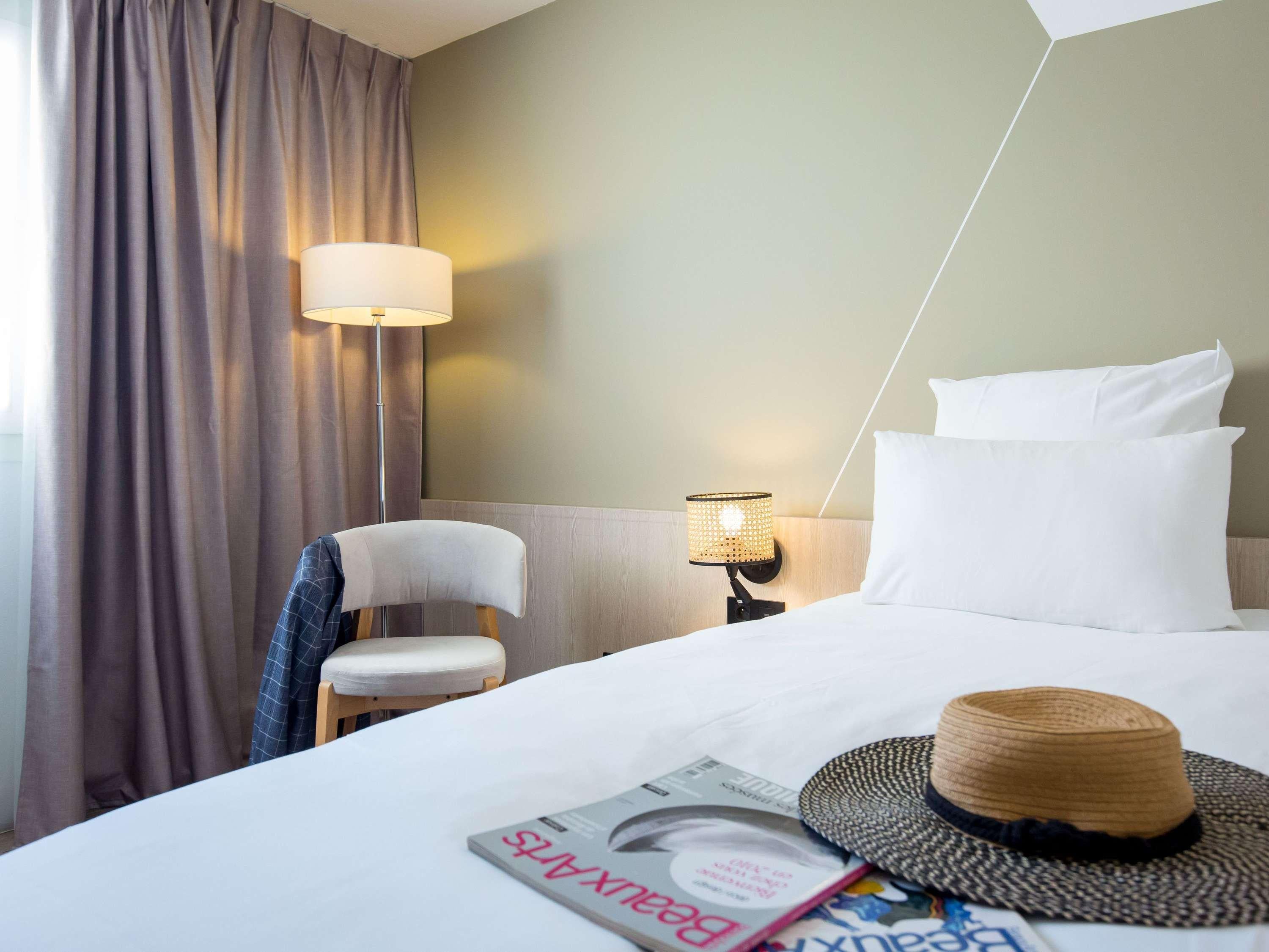 Double Classic Double Bed