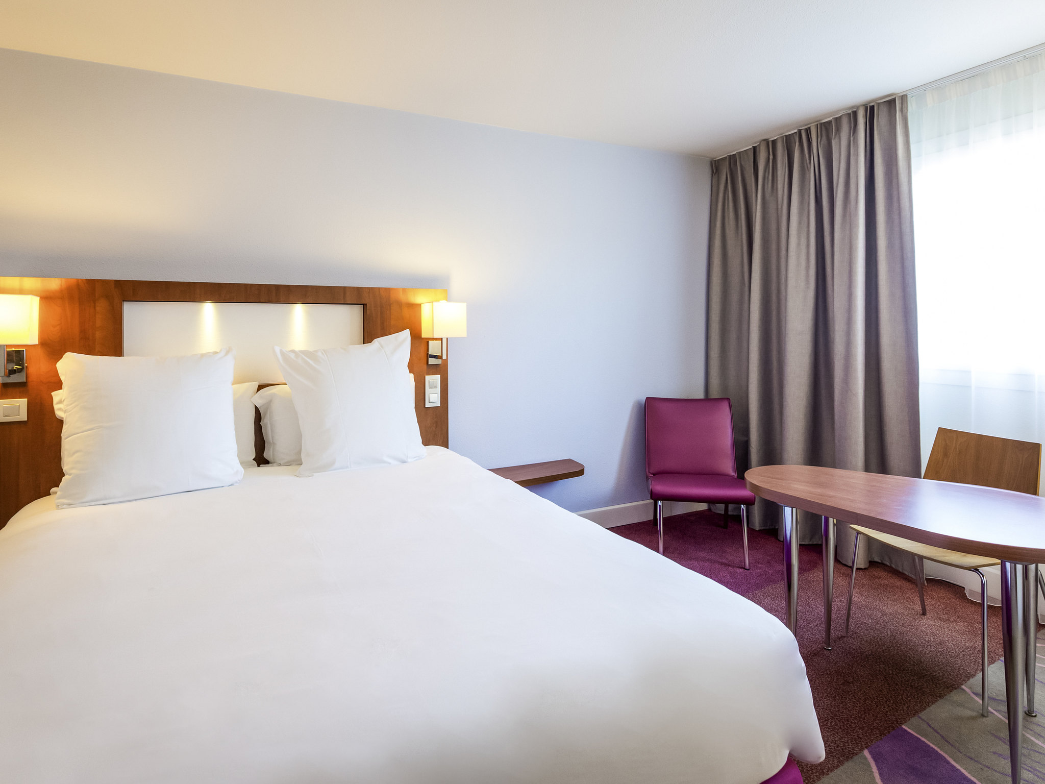 Double Classic Double Bed