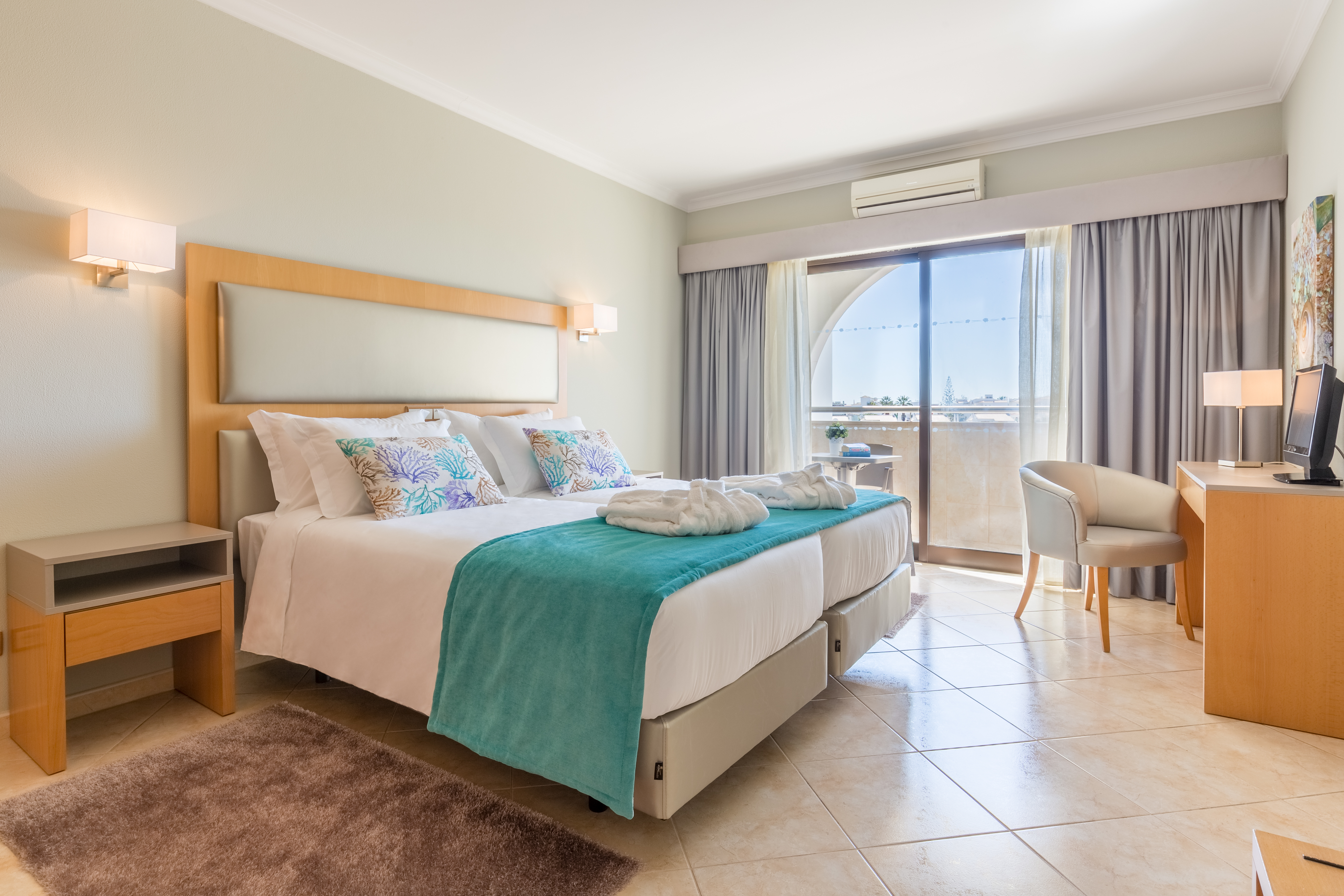 Apartment Pool View One Bedroom