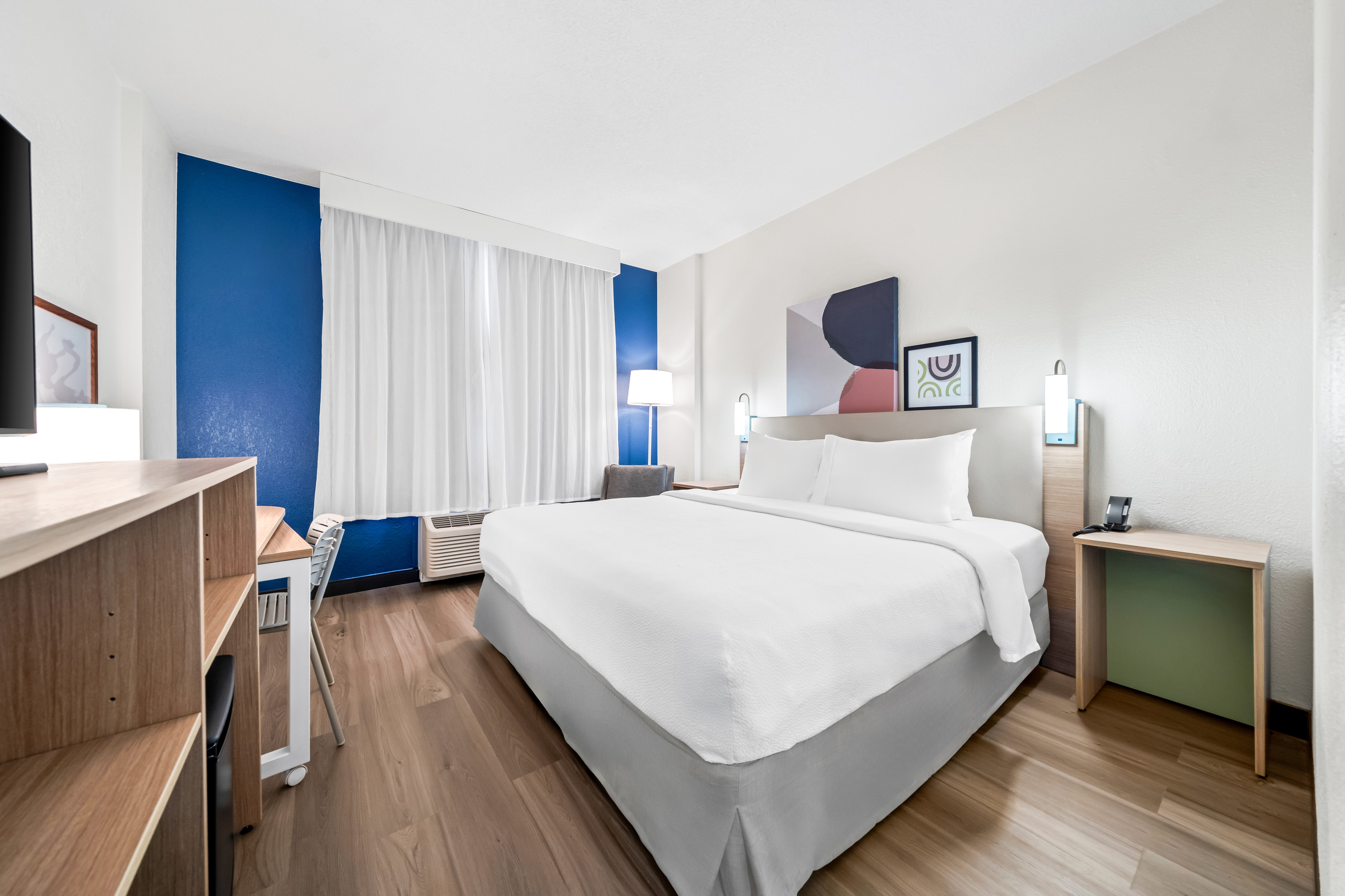 Double Accessible King Size Bed