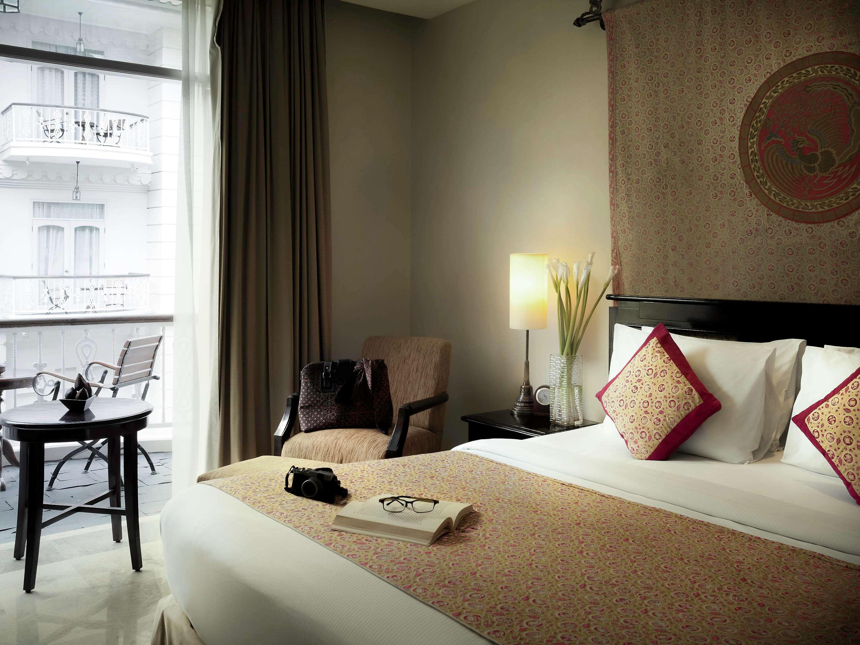 Double Executive King Bed