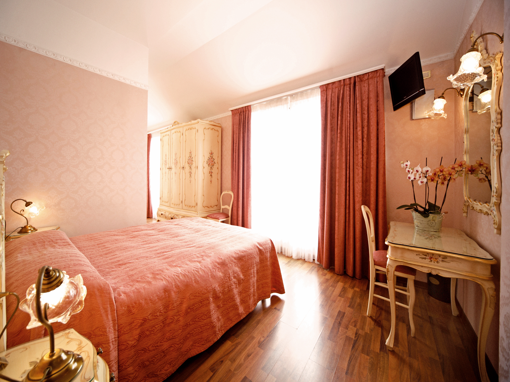 Double or Twin Superior