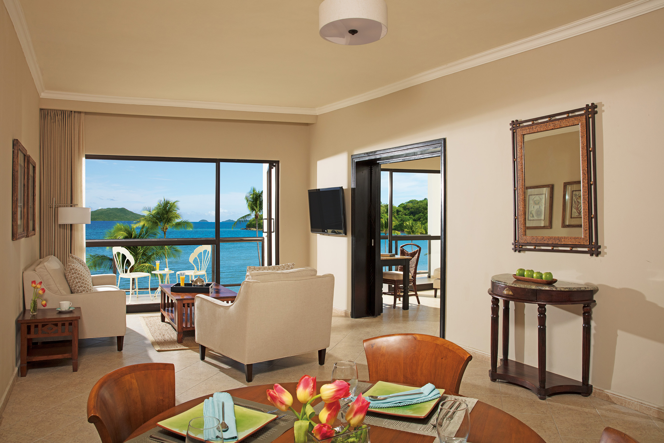 Junior Suite Club Ocean View