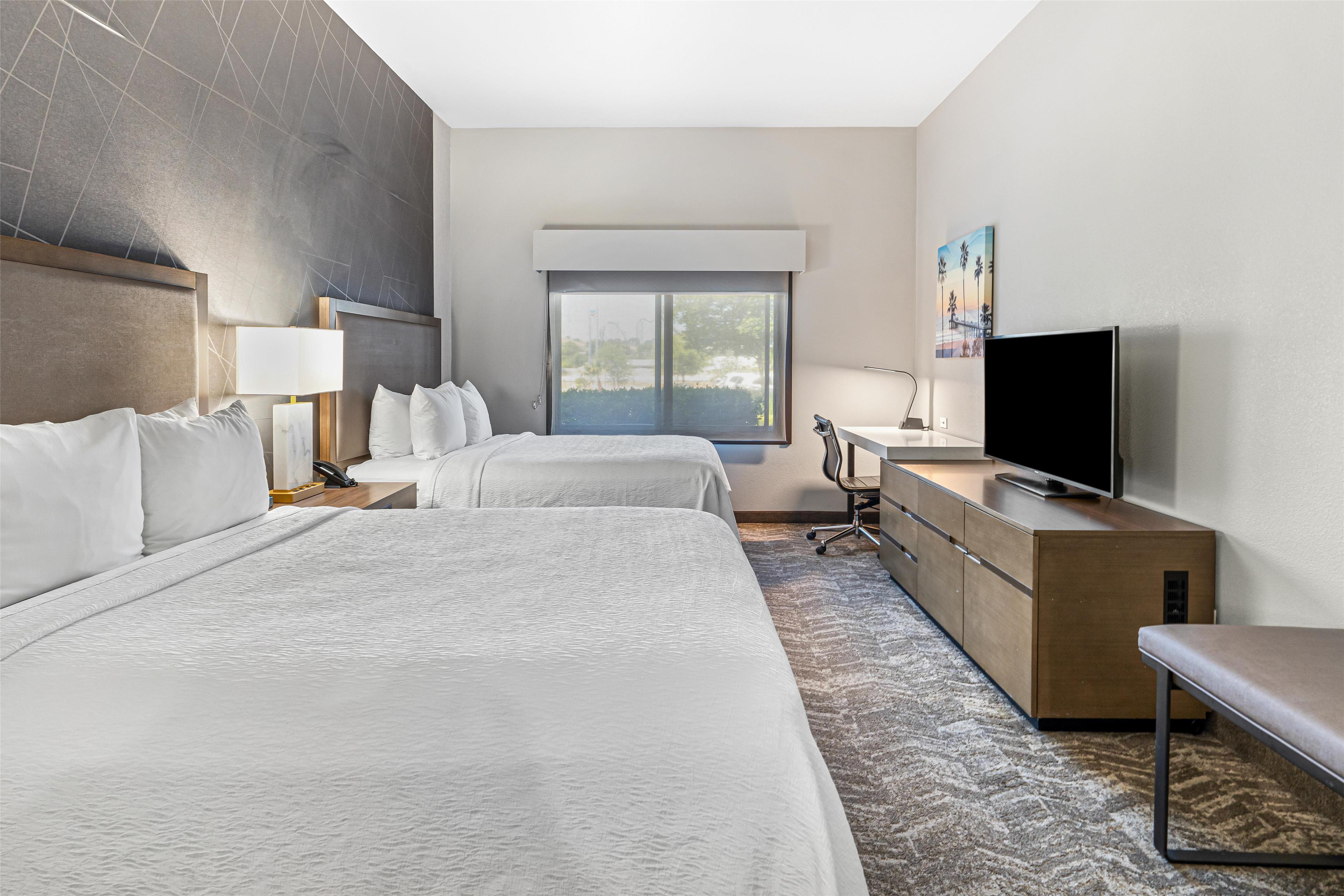 Suite Two Queen Beds