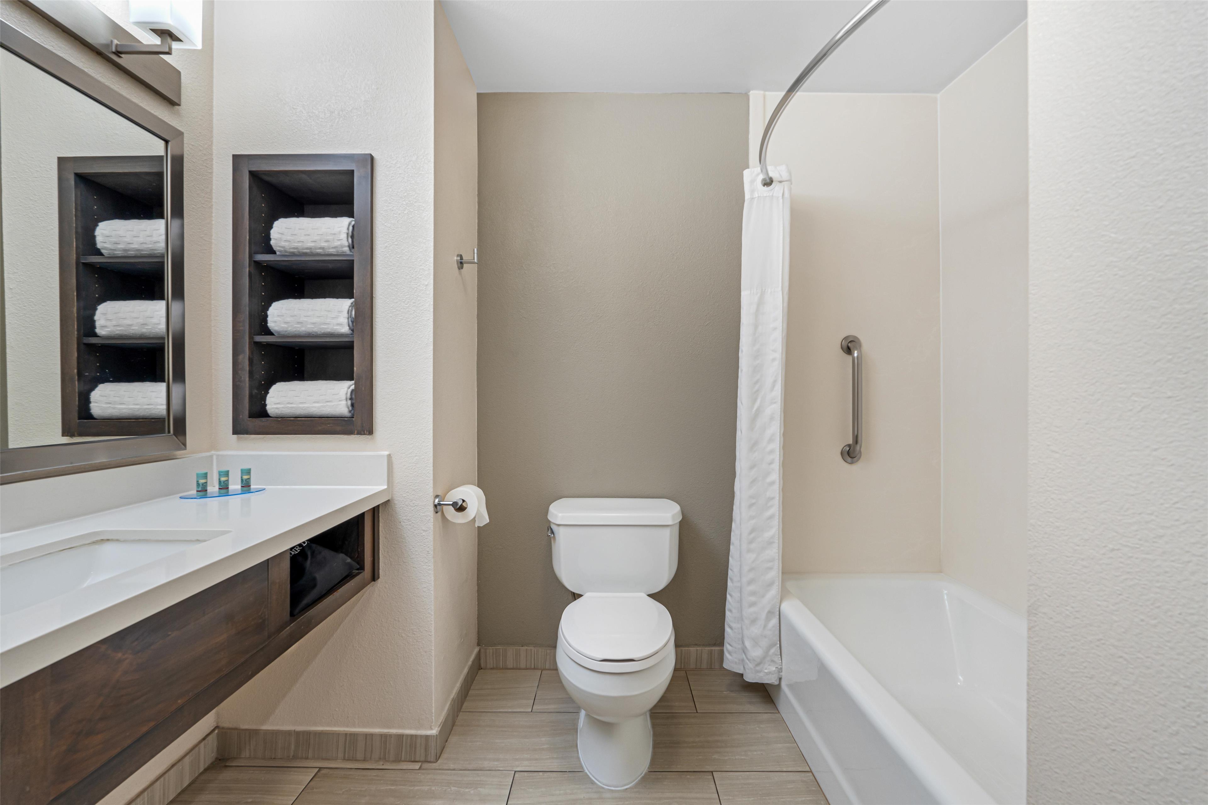 Suite Two Queen Beds