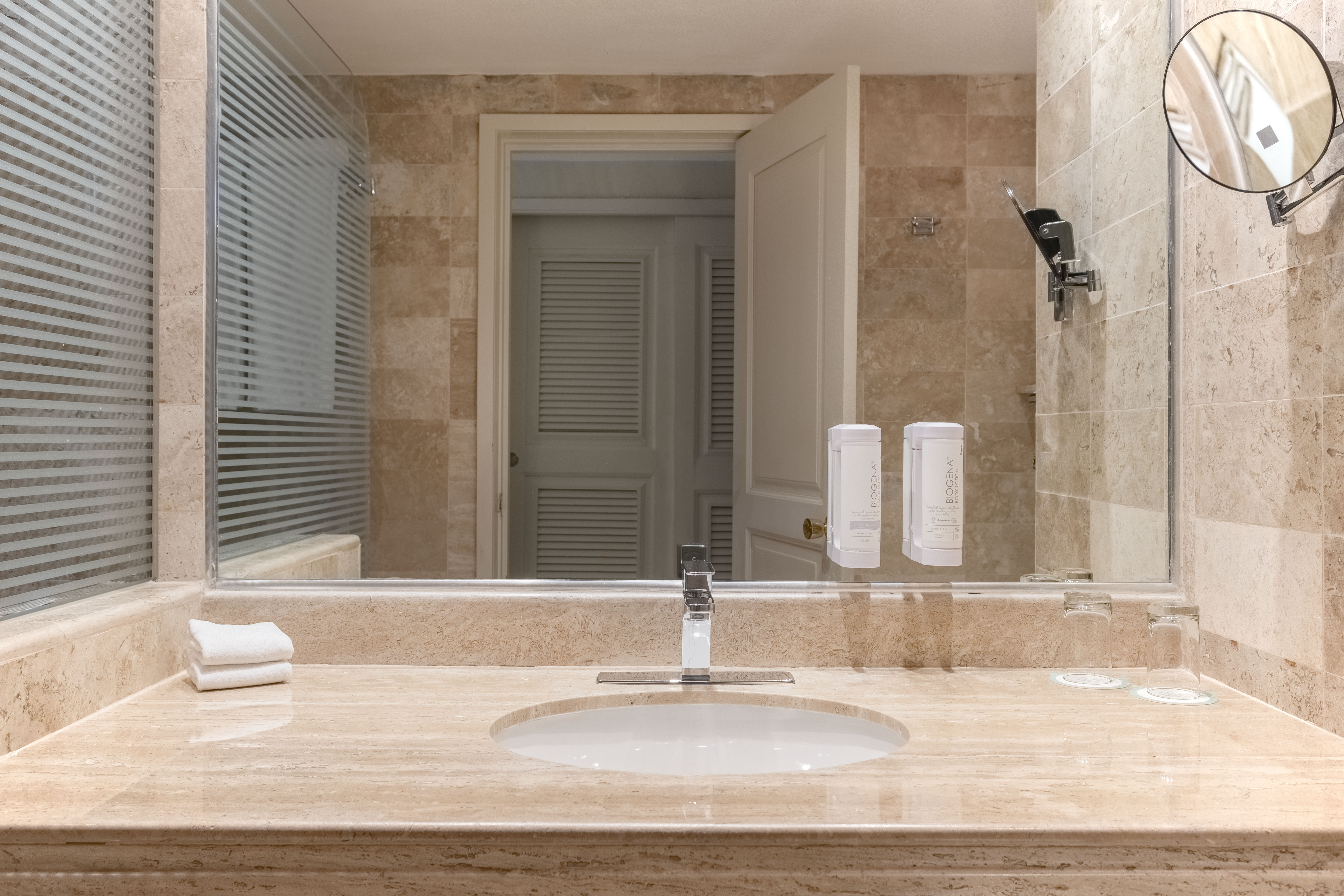 Junior Suite Ocean Front