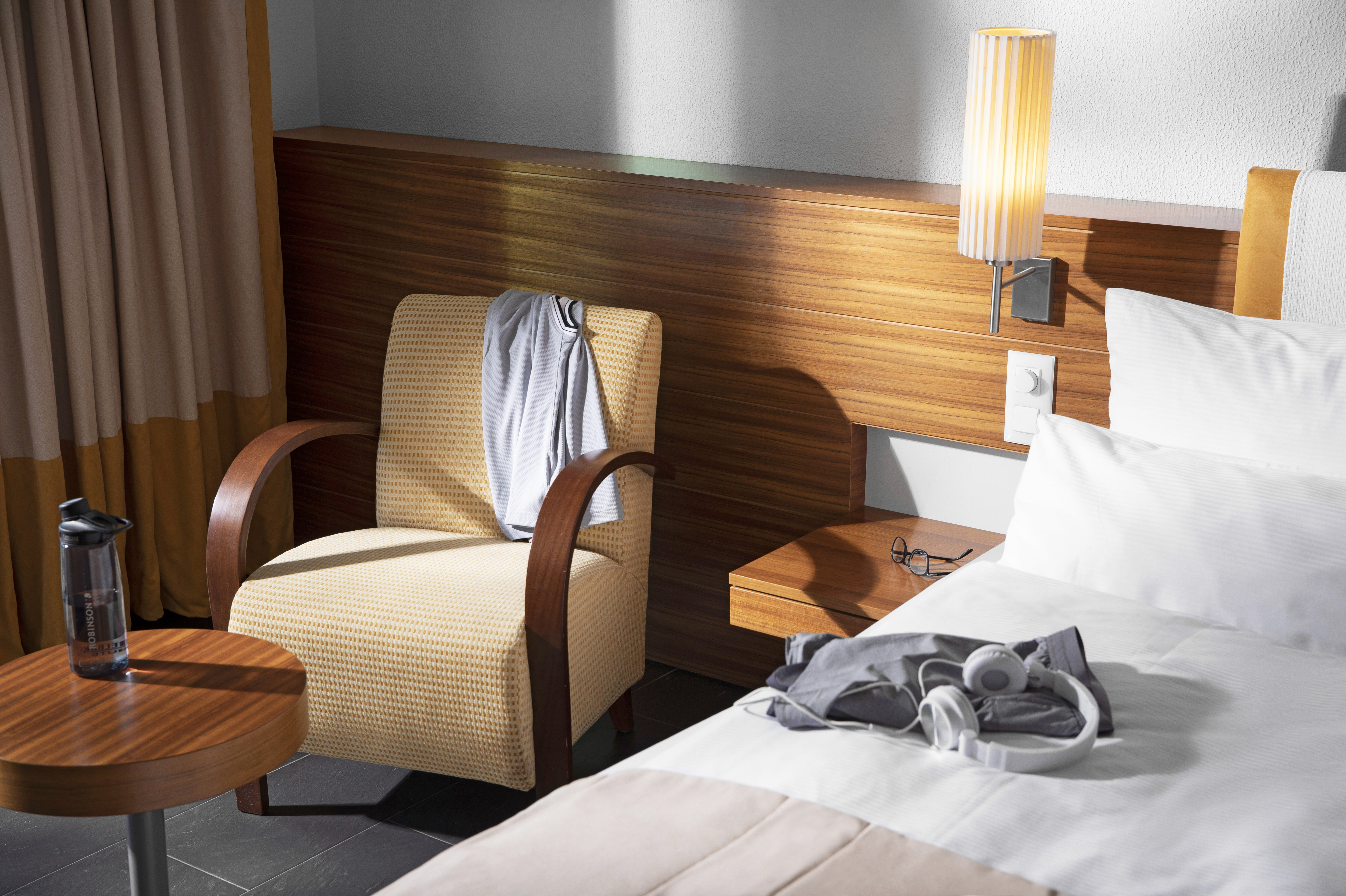 Double Single Economy