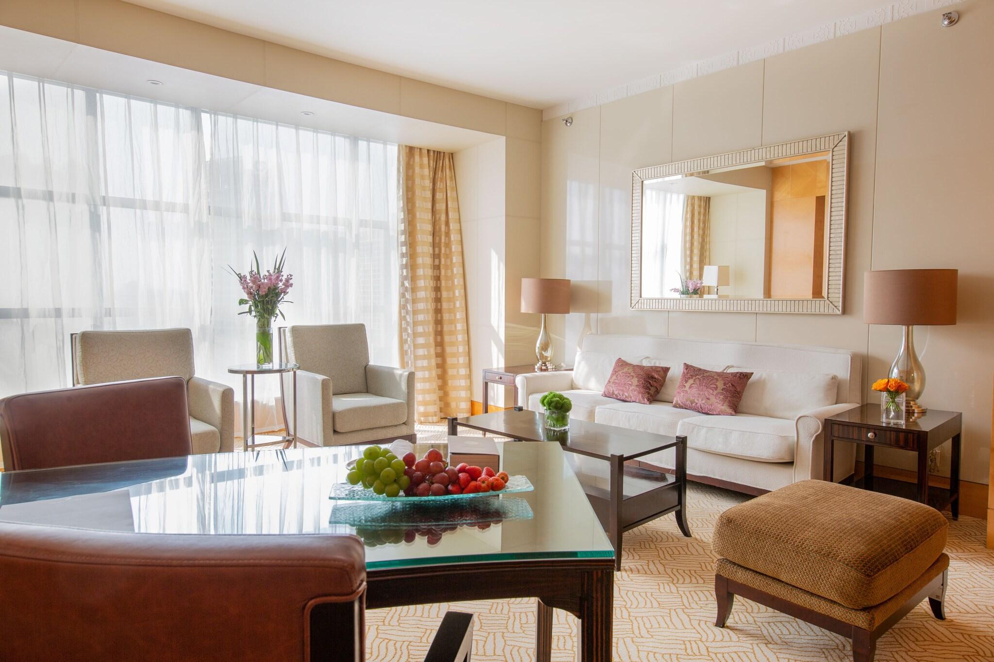 Suite Premier City View