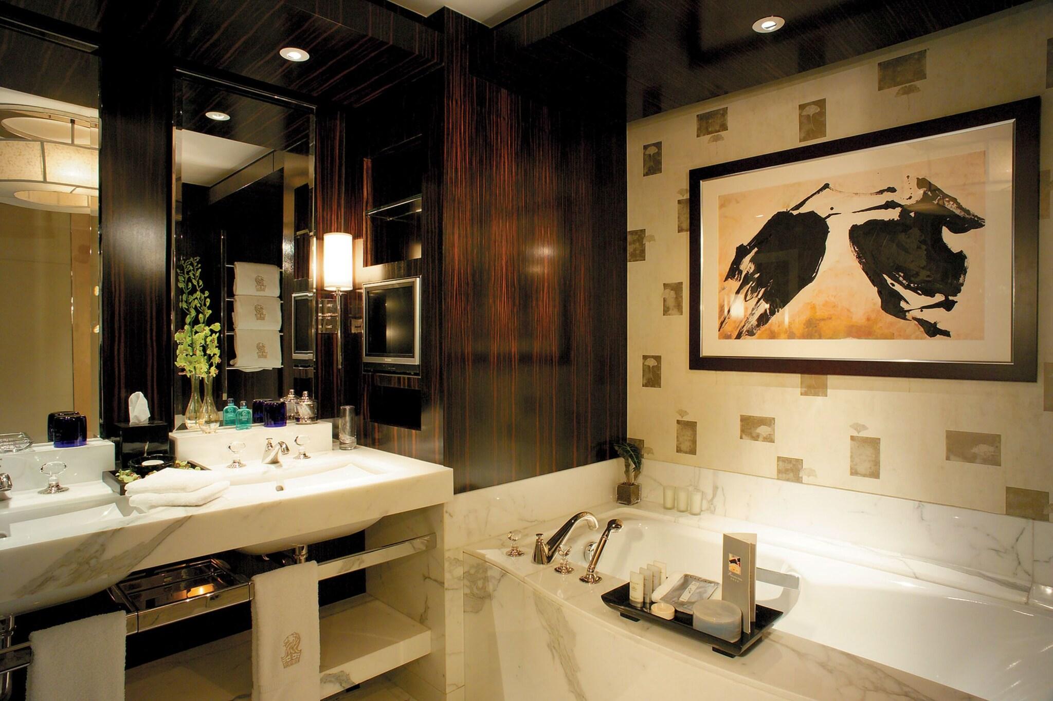 Double Executive King Bed