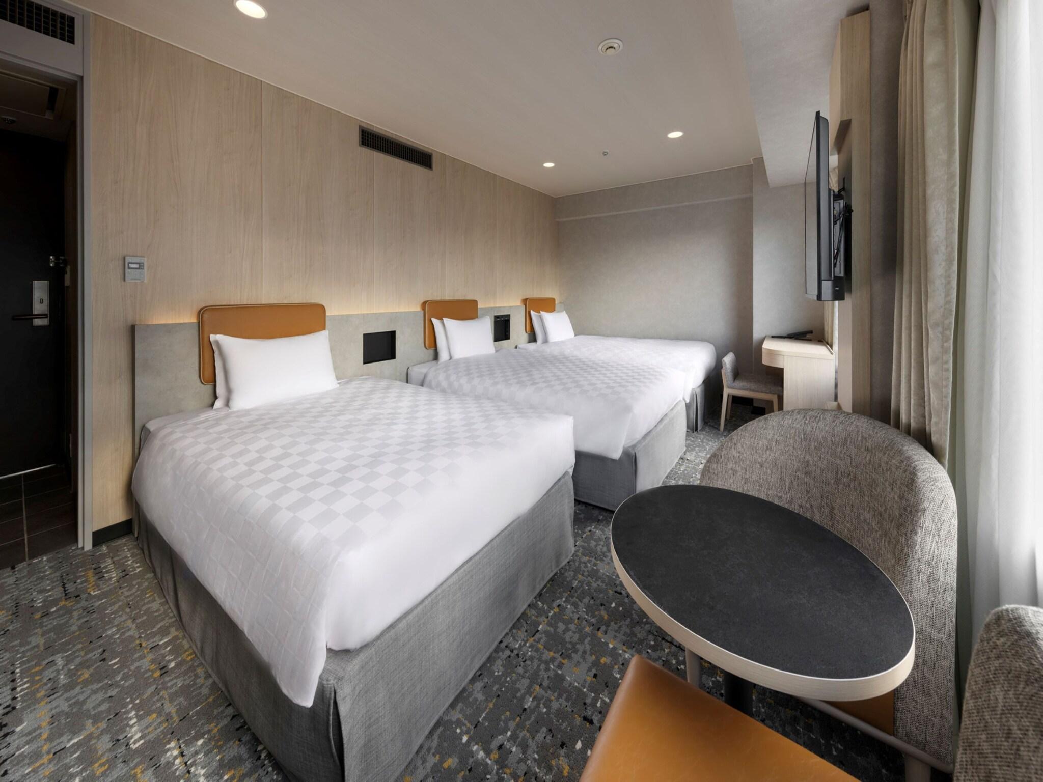 Triple Superior Non Smoking