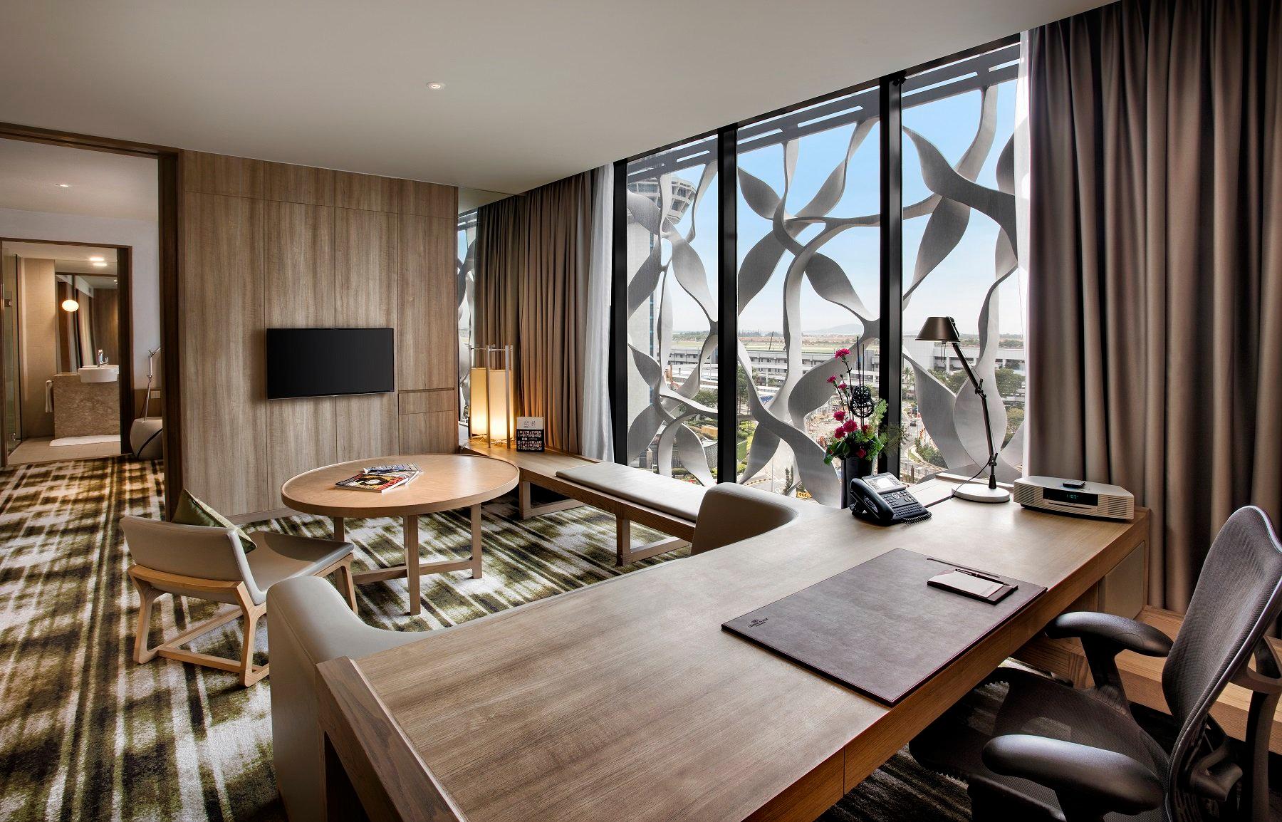 Junior Suite King Size Bed