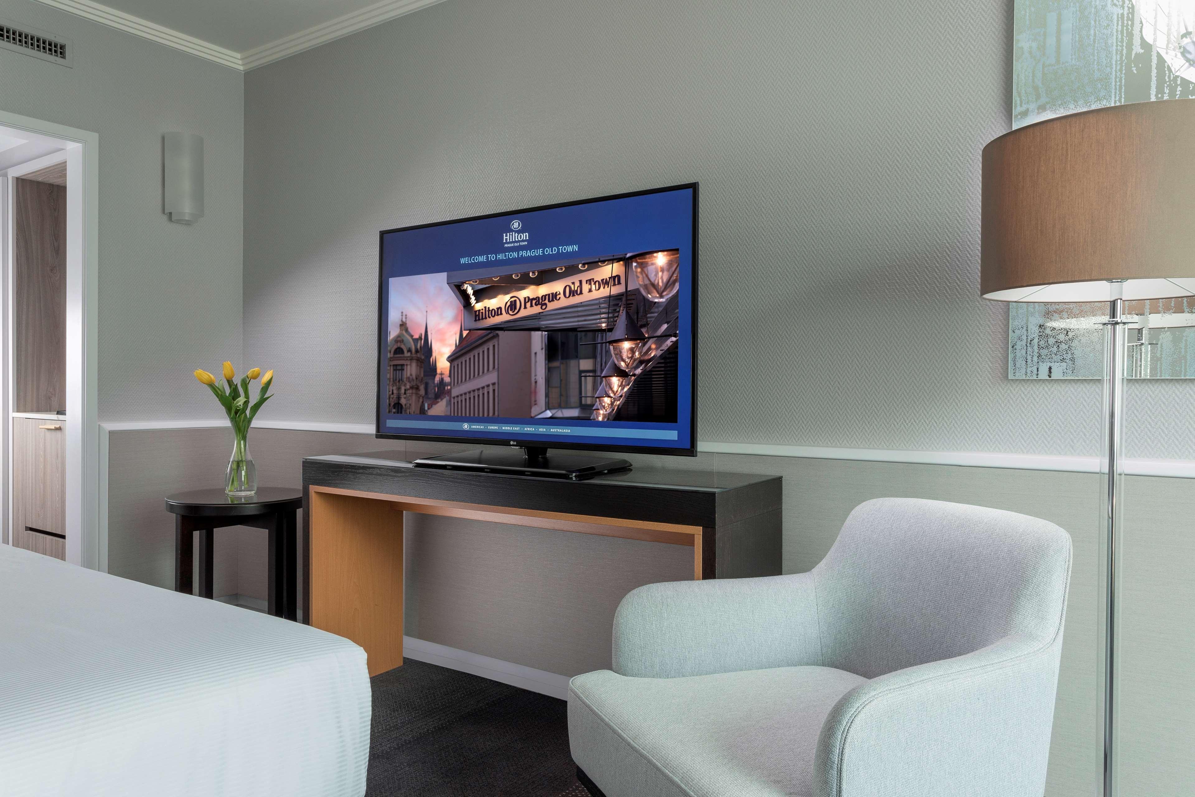 Room Guest Room King Bed