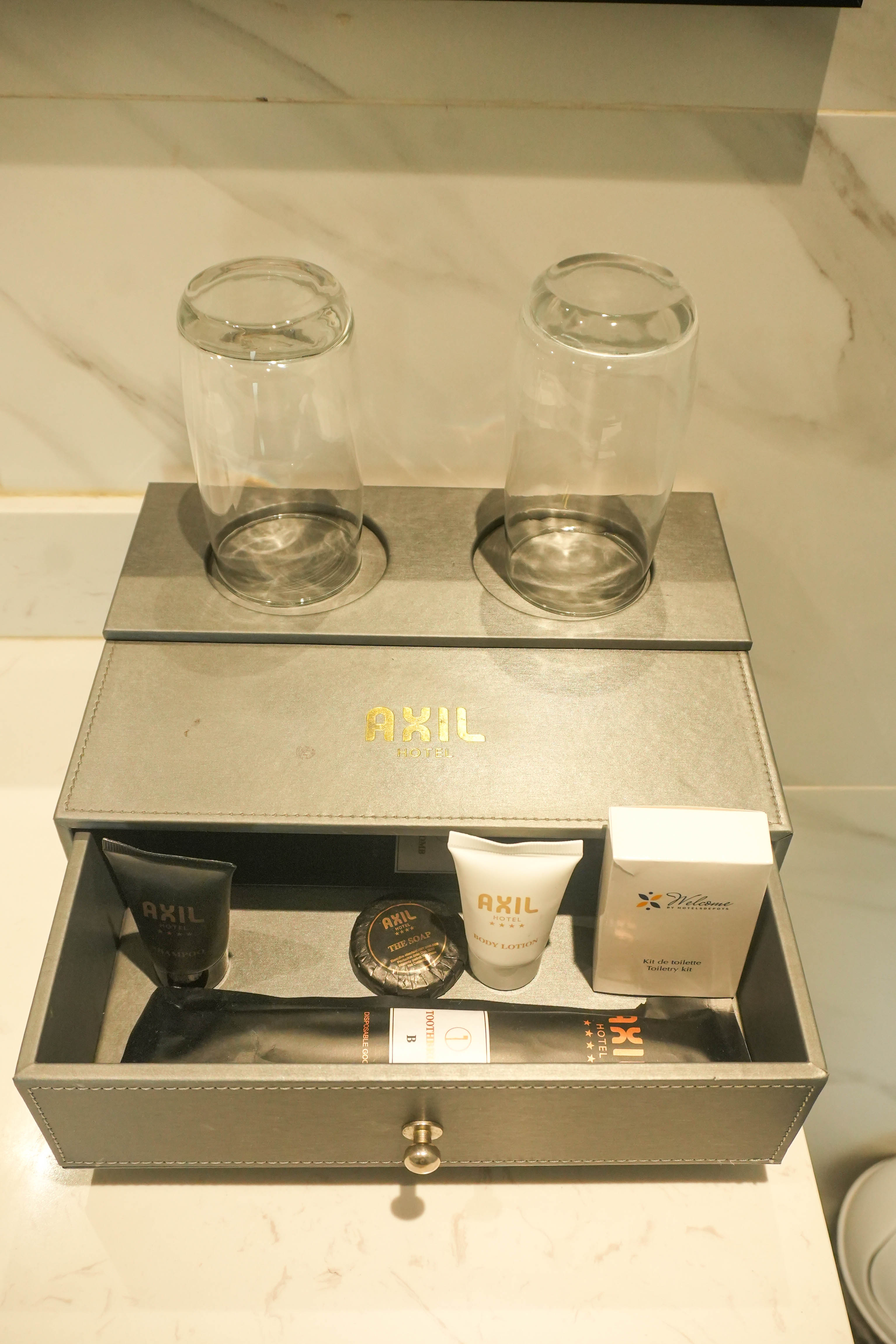 Double or Twin Classic Double Bed