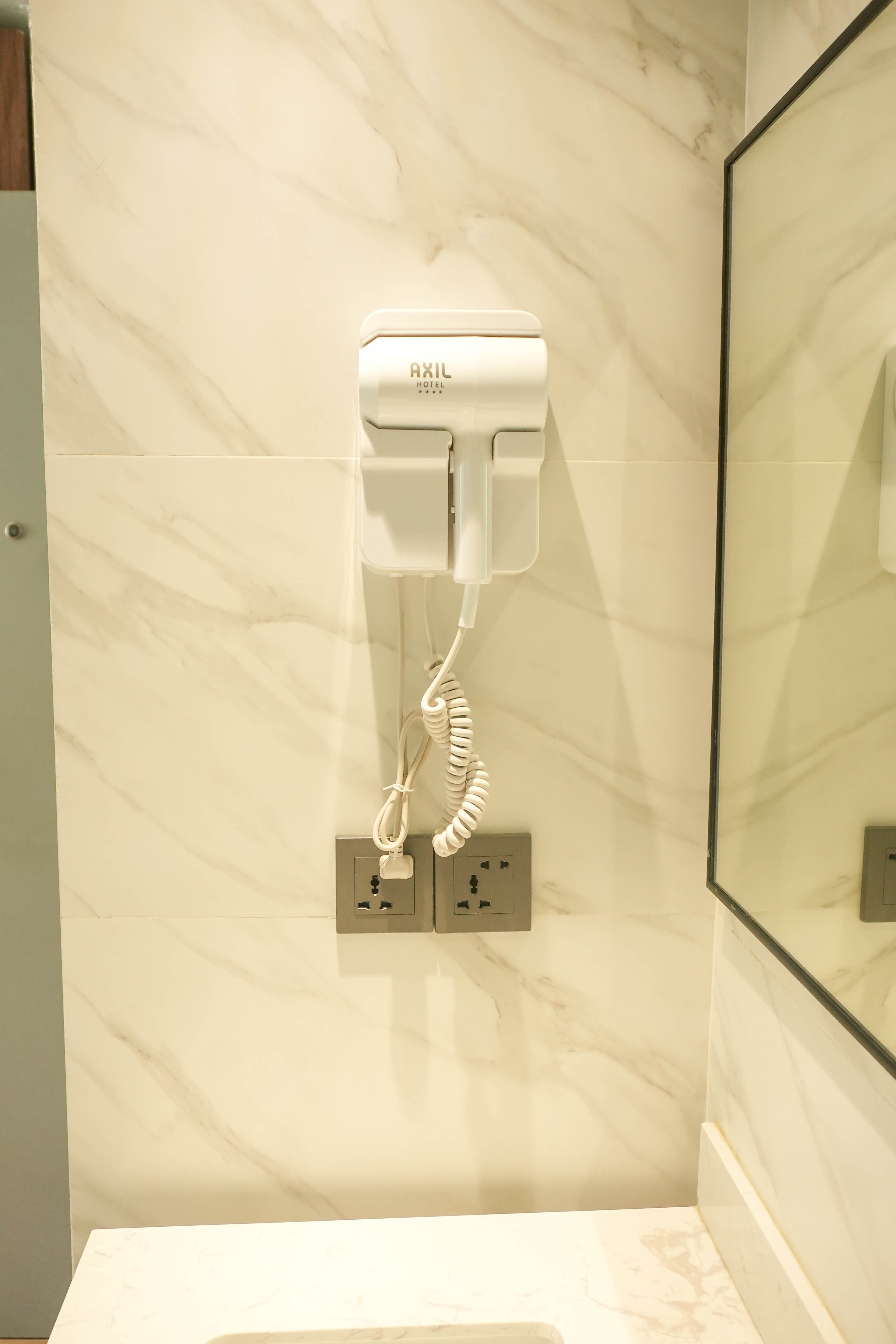 Double or Twin Classic Double Bed