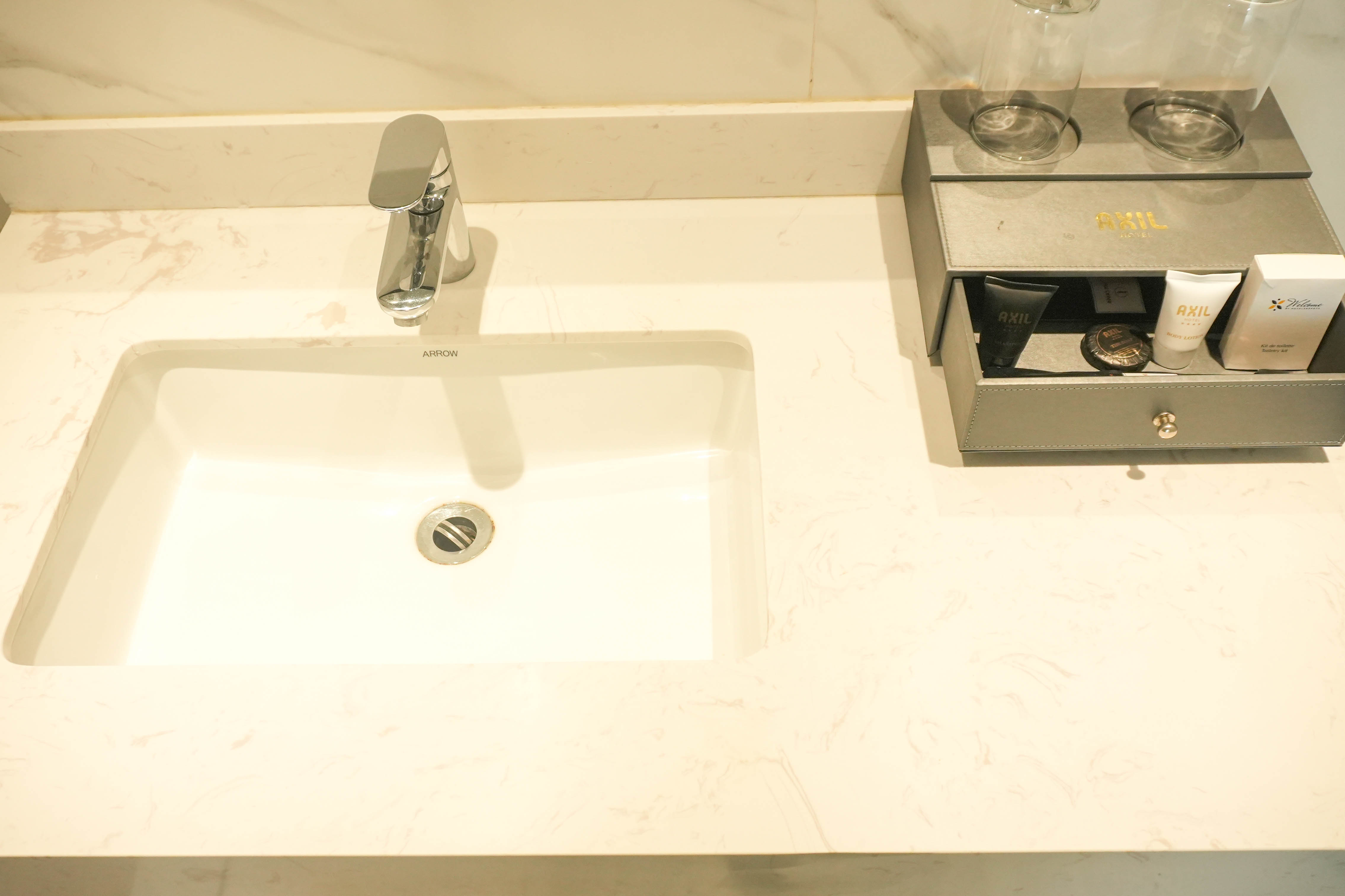 Double or Twin Classic Double Bed