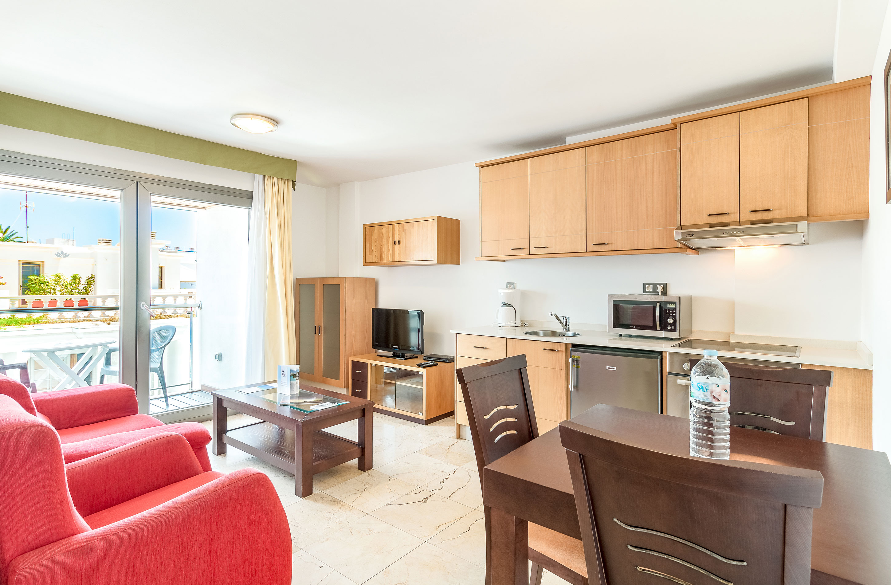 Apartment Capacity 1