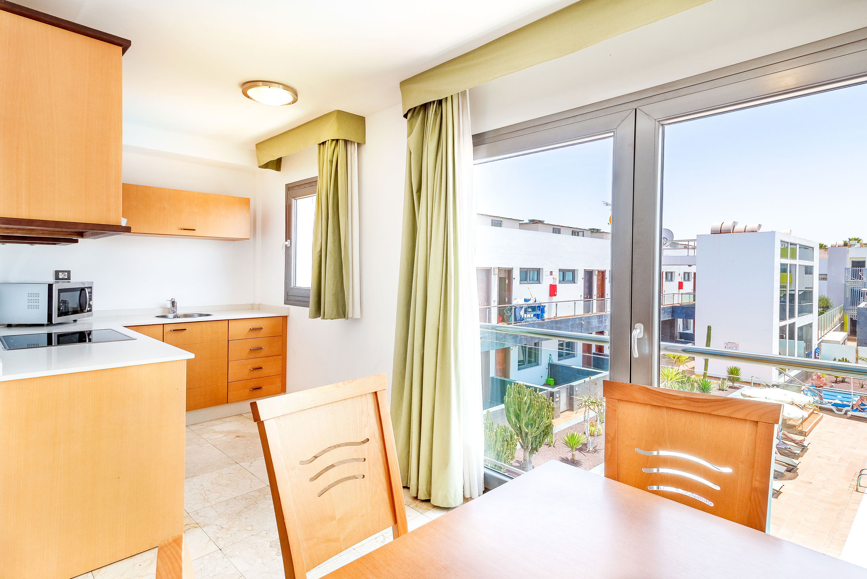 Apartment Capacity 1