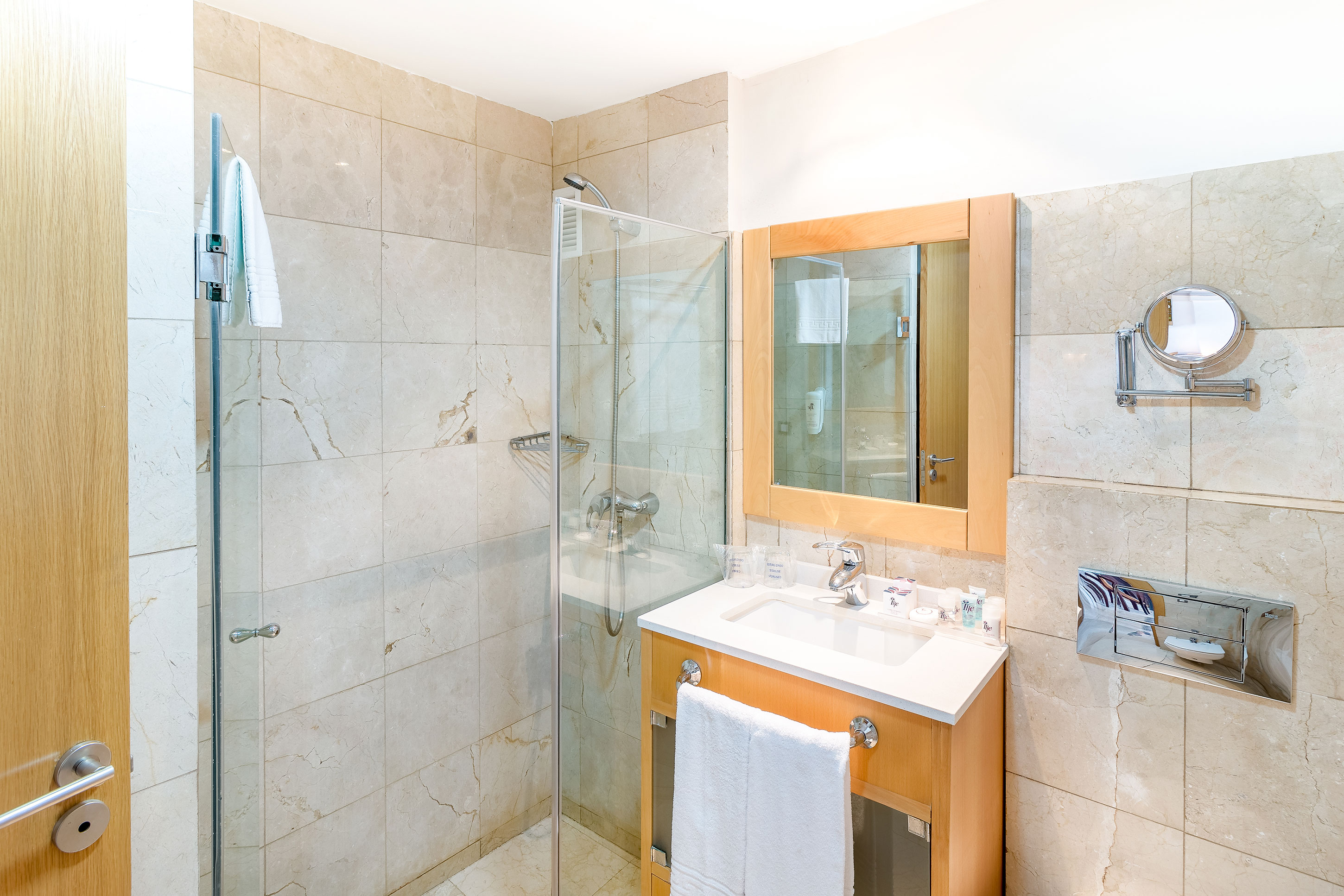 Apartment Capacity 1