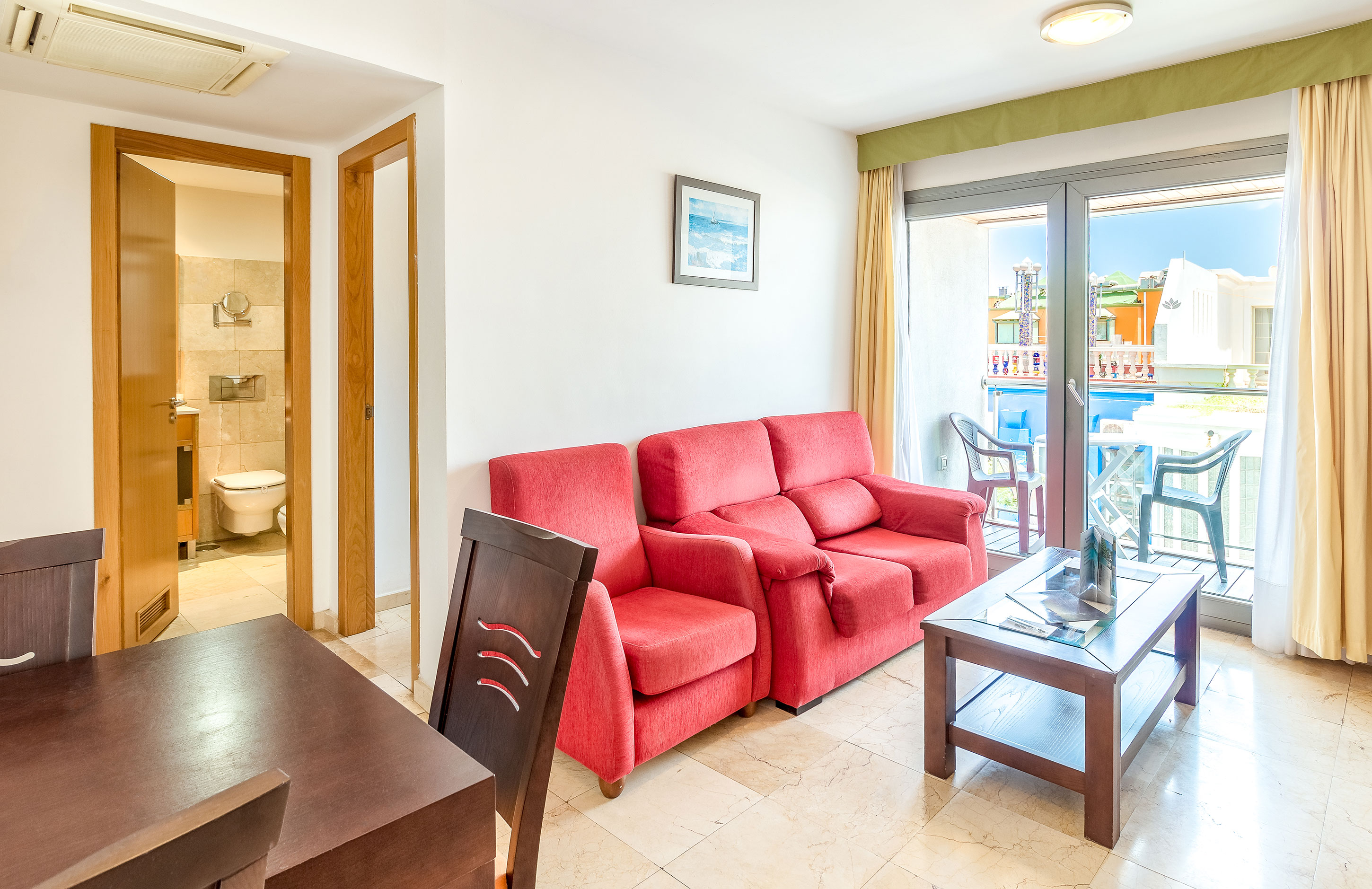 Apartment Capacity 1