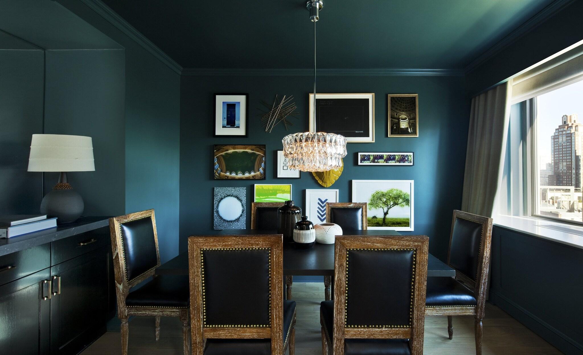 Studio King Size Bed