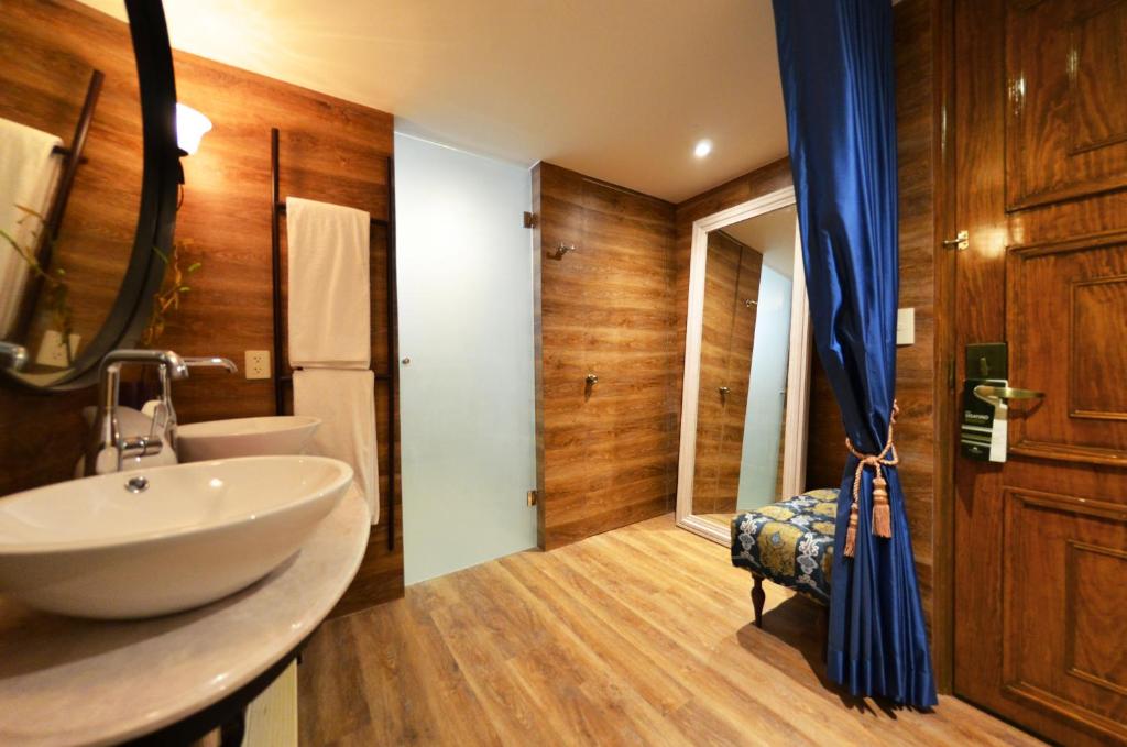 Junior Suite Two Double Beds