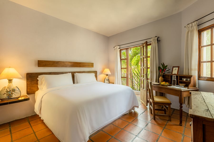 Junior Suite King Size Bed
