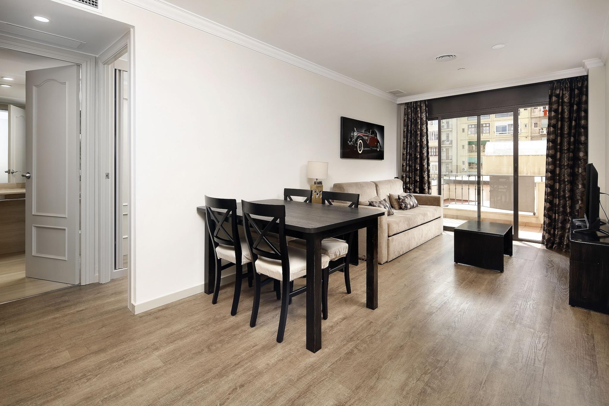 Apartment Capacity 3