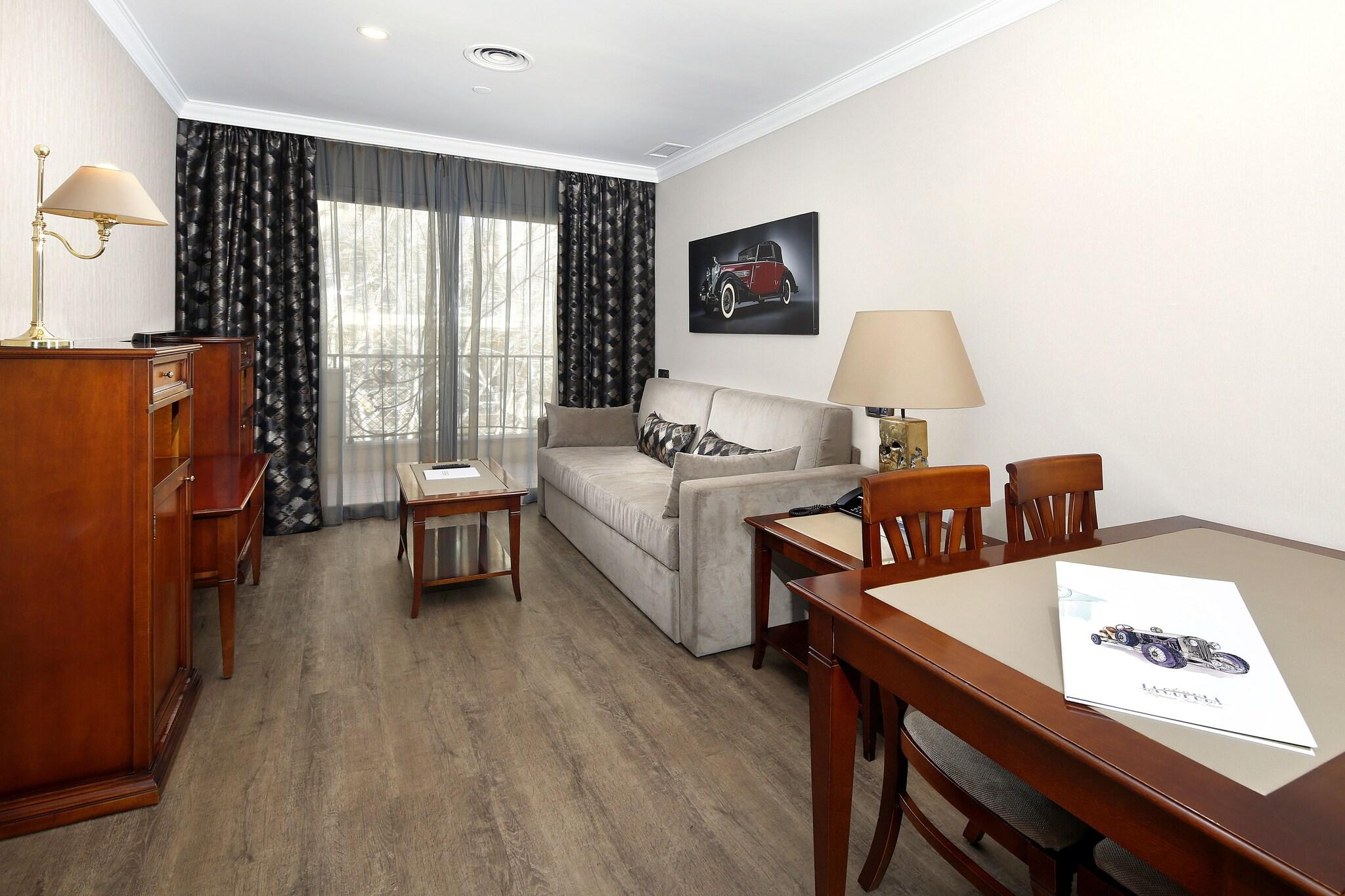 Apartment Capacity 3