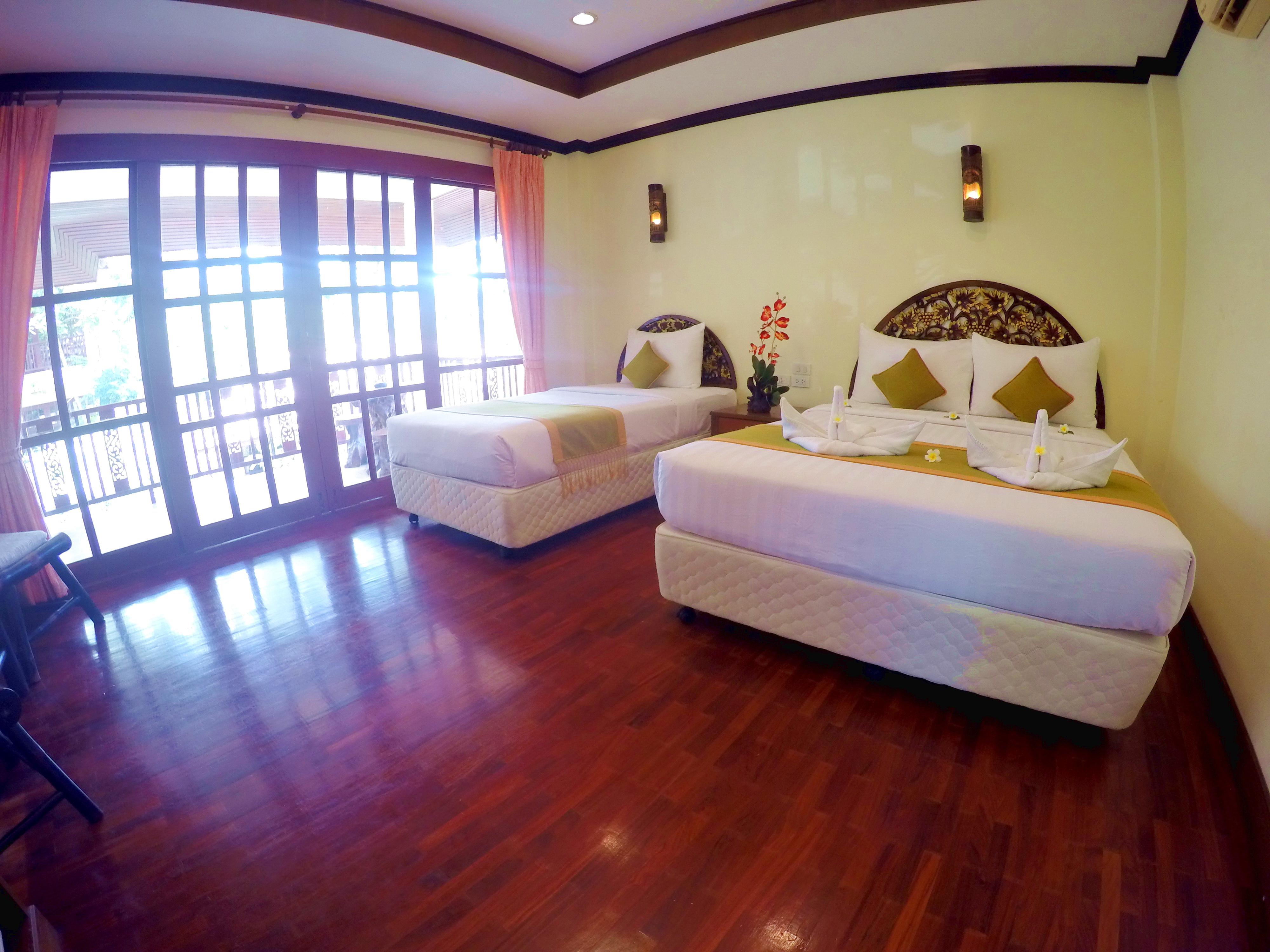 Double or Twin Deluxe