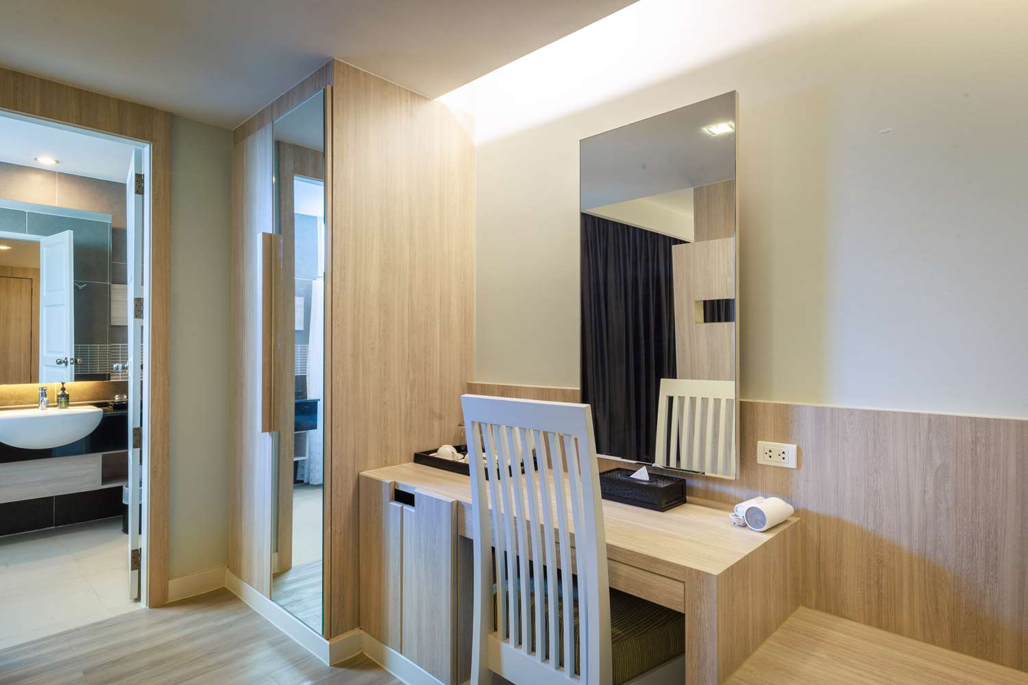 Double or Twin Deluxe