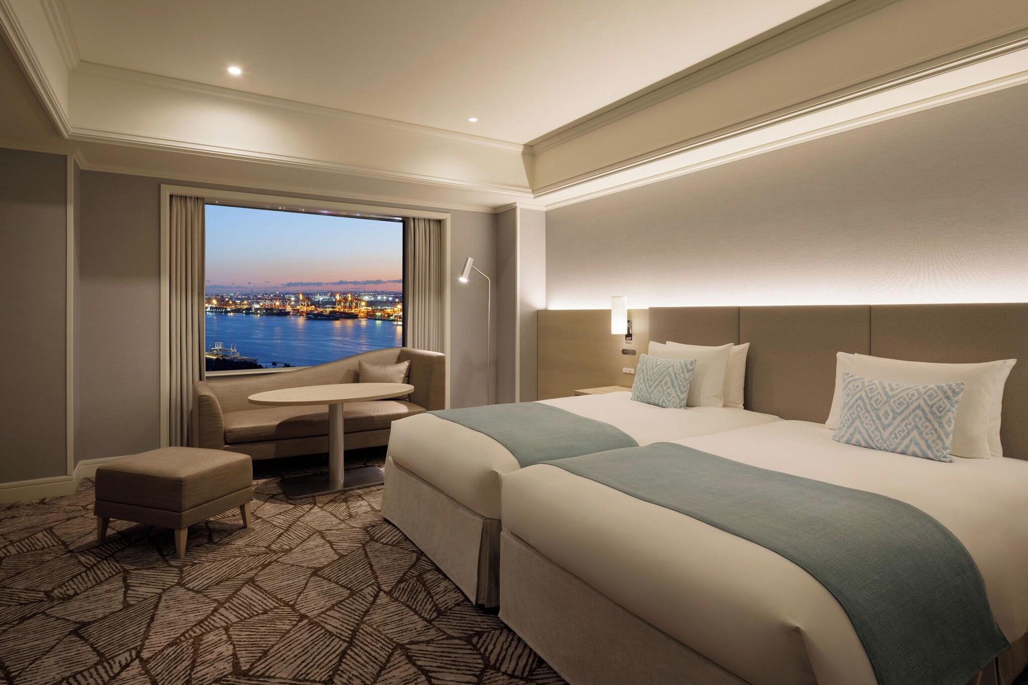 Room Connecting Room