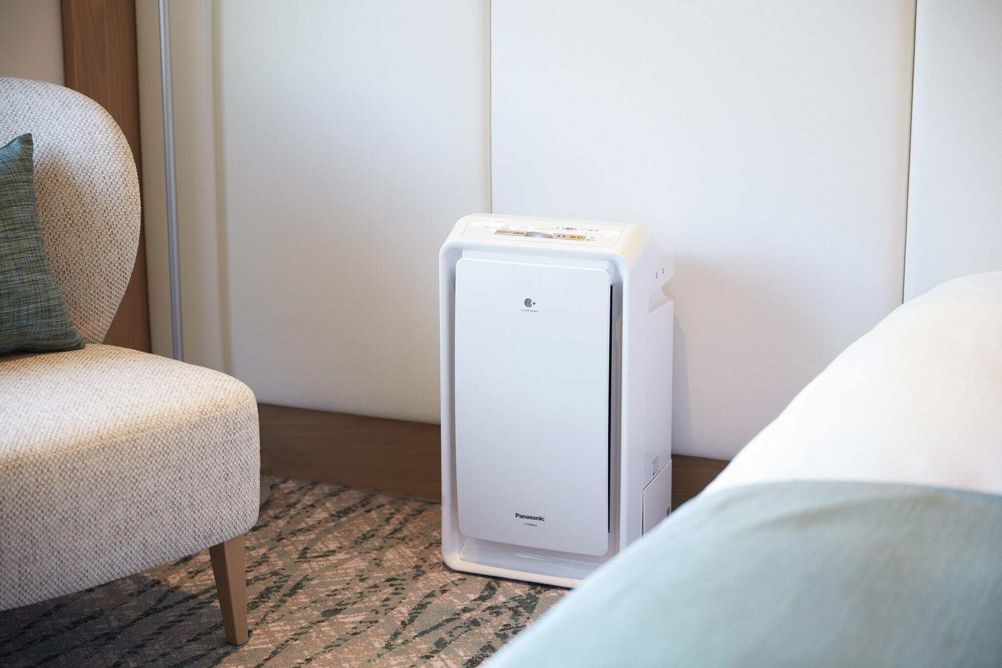 Room Connecting Room