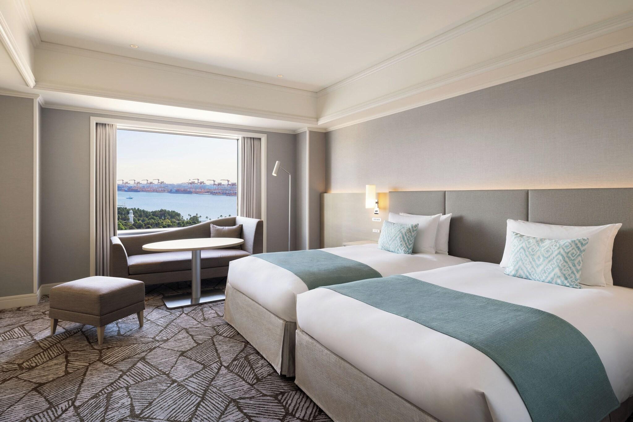 Room Connecting Room