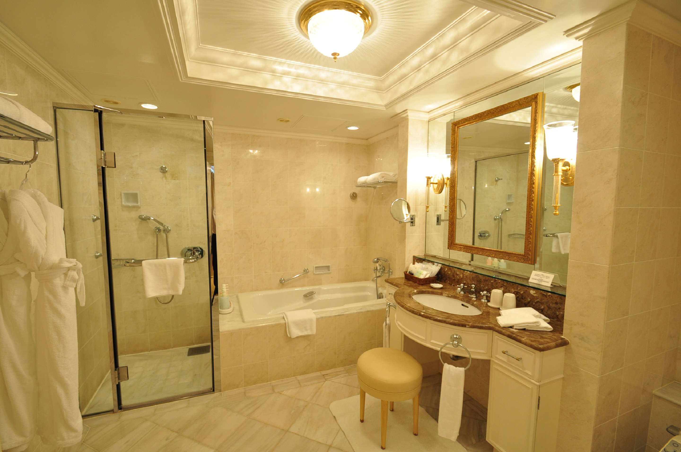 Suite with Double Bed