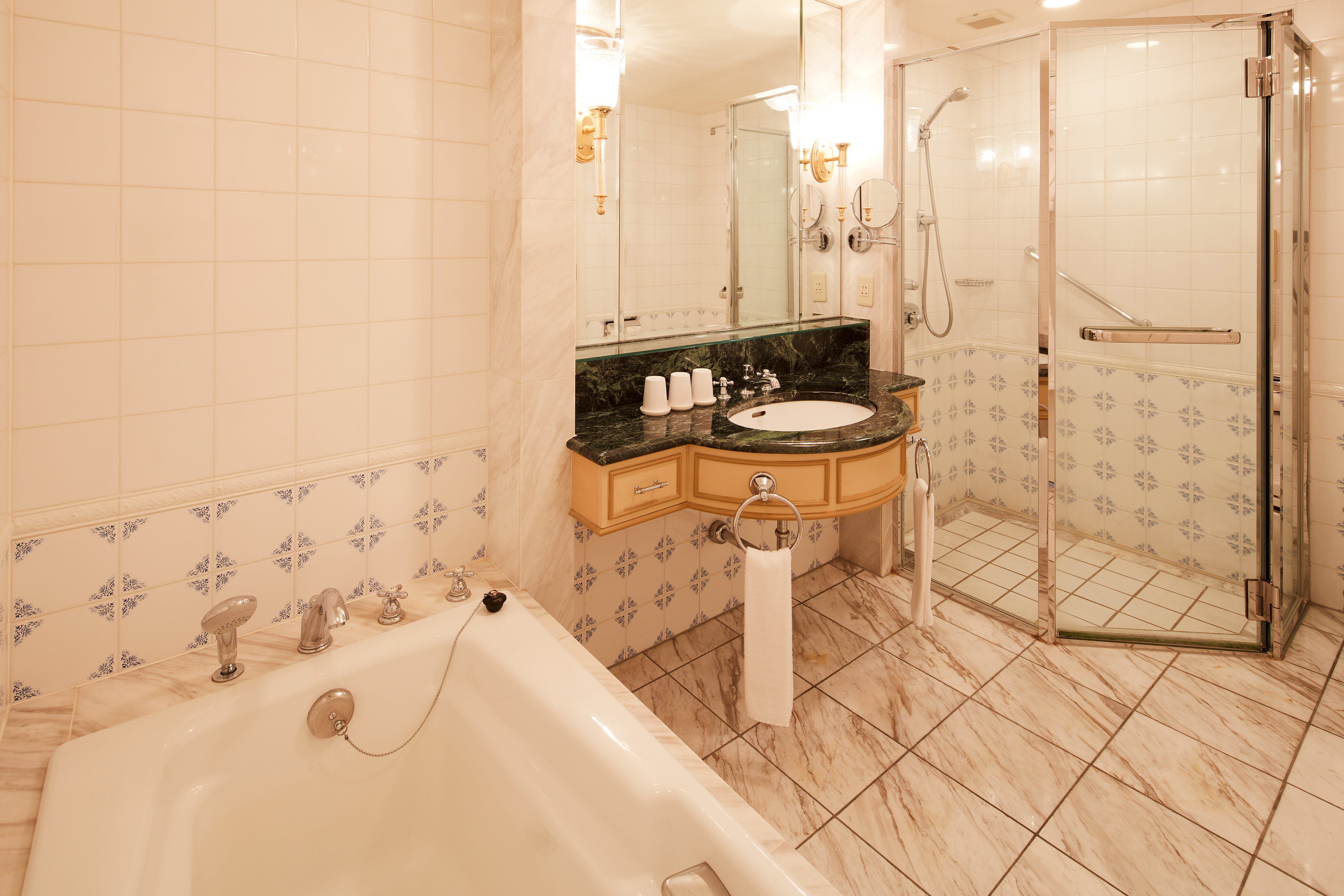 Twin Deluxe Bay View