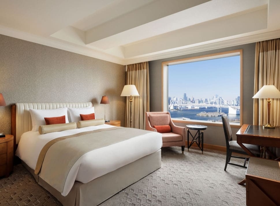 Double Single Executive