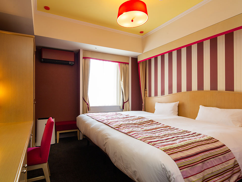 Double King Size Bed