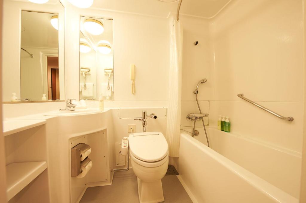 Double Single Economy