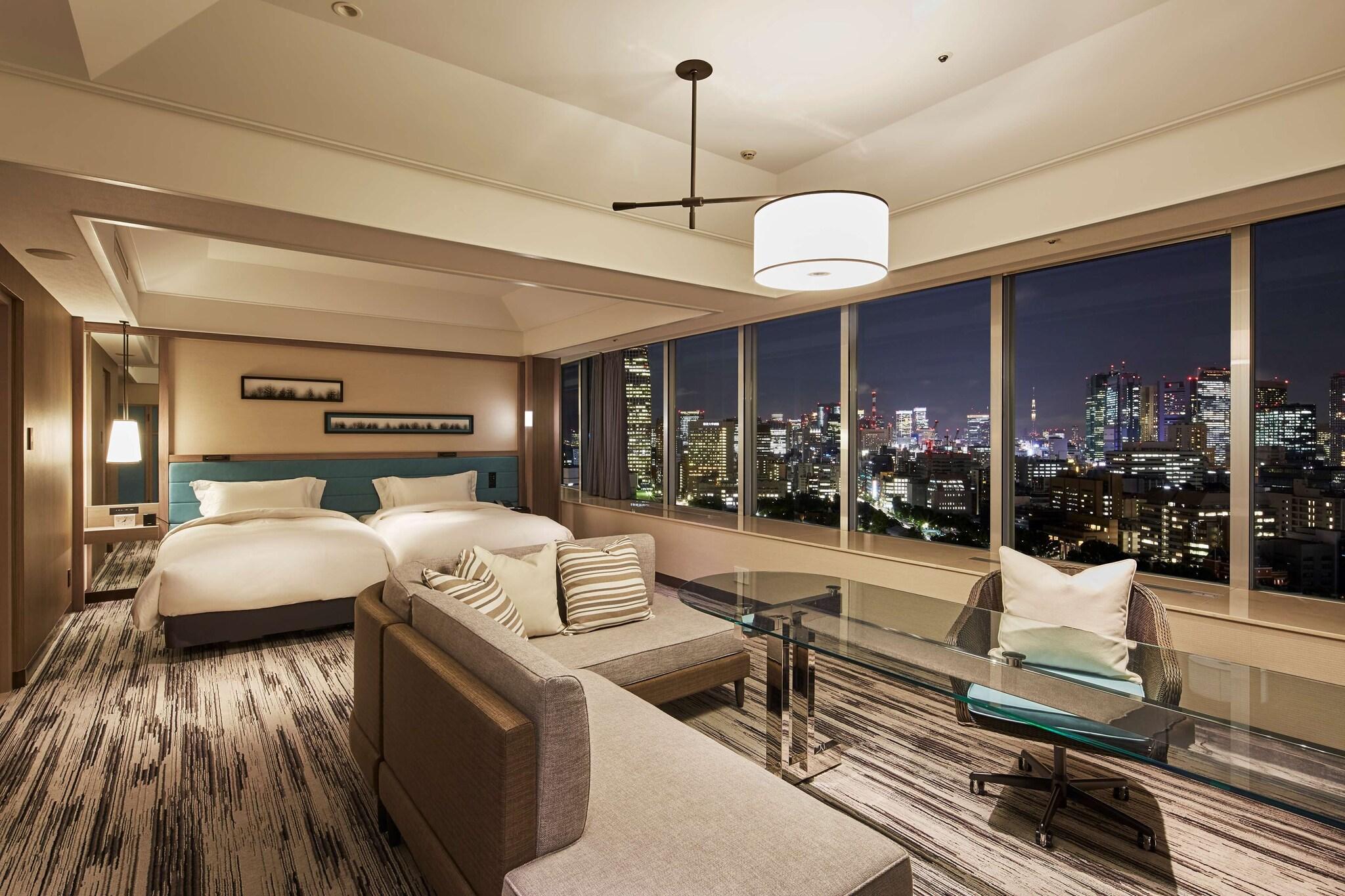 Junior Suite King Size Bed